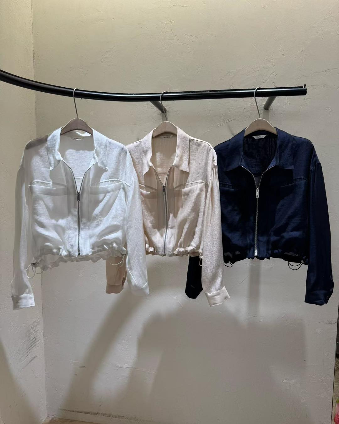 83% 天絲薄外套仔