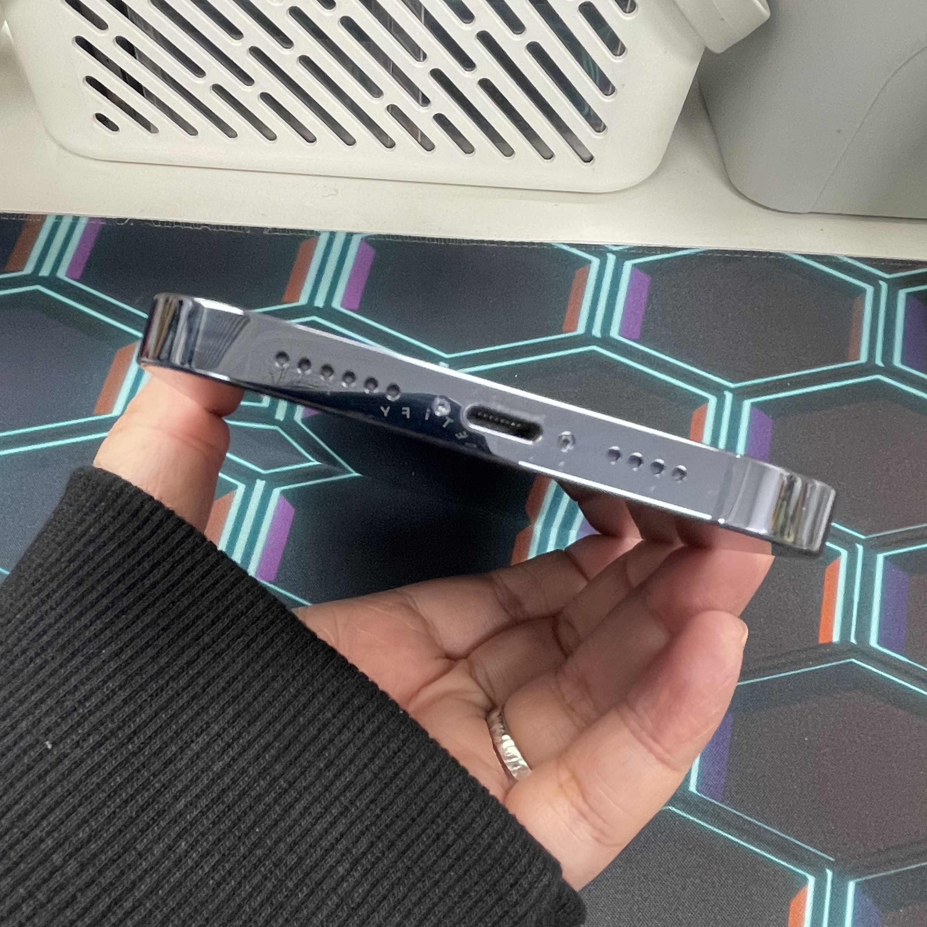 *5746 13 Promax E-sim 勁靚機 128GB 電83 藍色 blue