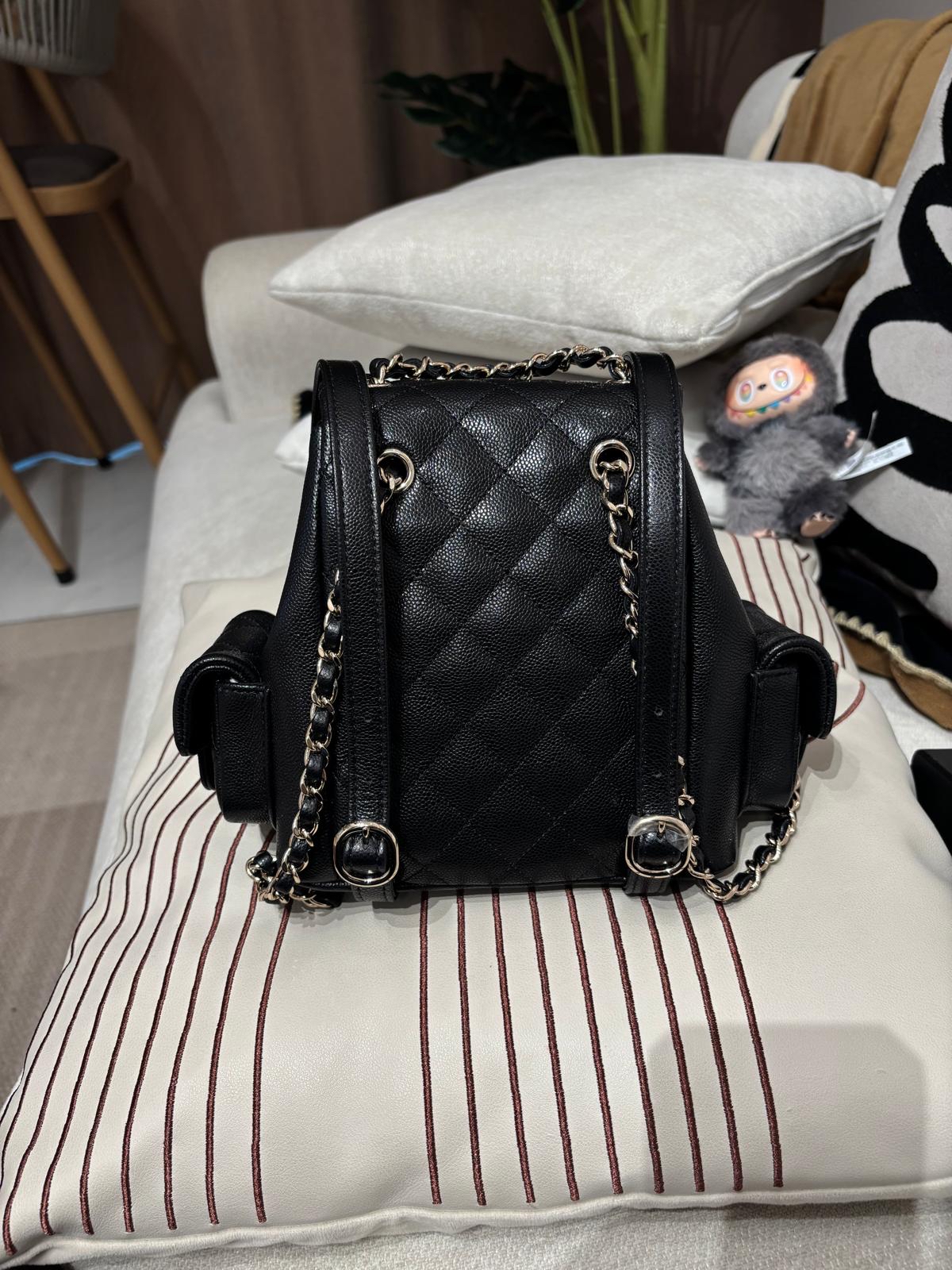 全新CHANEL Duma backpack AS4399 黑魚子醬牛皮淡金釦菱格紋，W20x18x10cm 100%Authentic, 全新貨品 ✅香港單✅晶片✅防塵袋✅box 