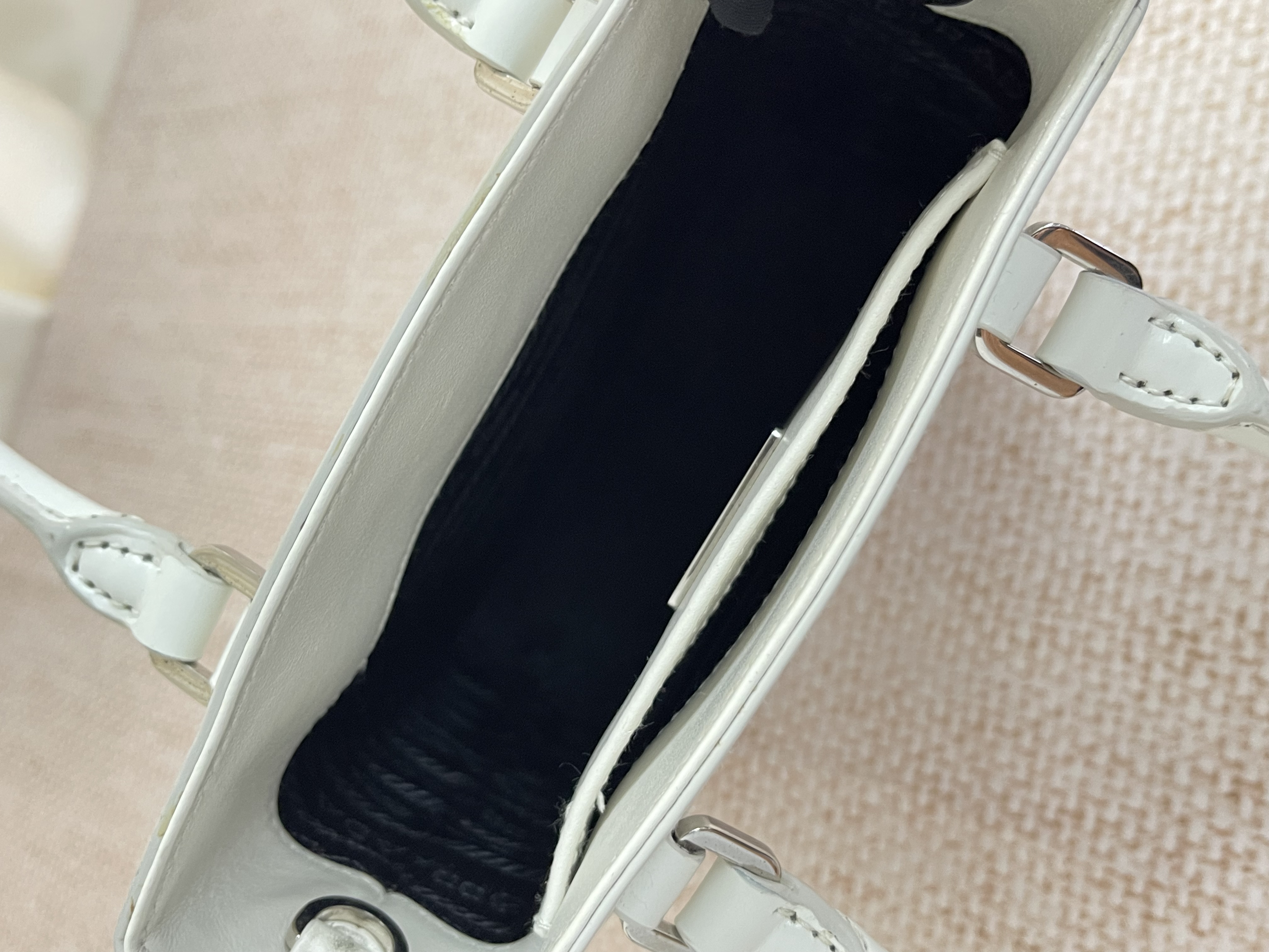 Pre-owned Prada Spazzolato Leather Mini Tote/ Product Code: 26042407