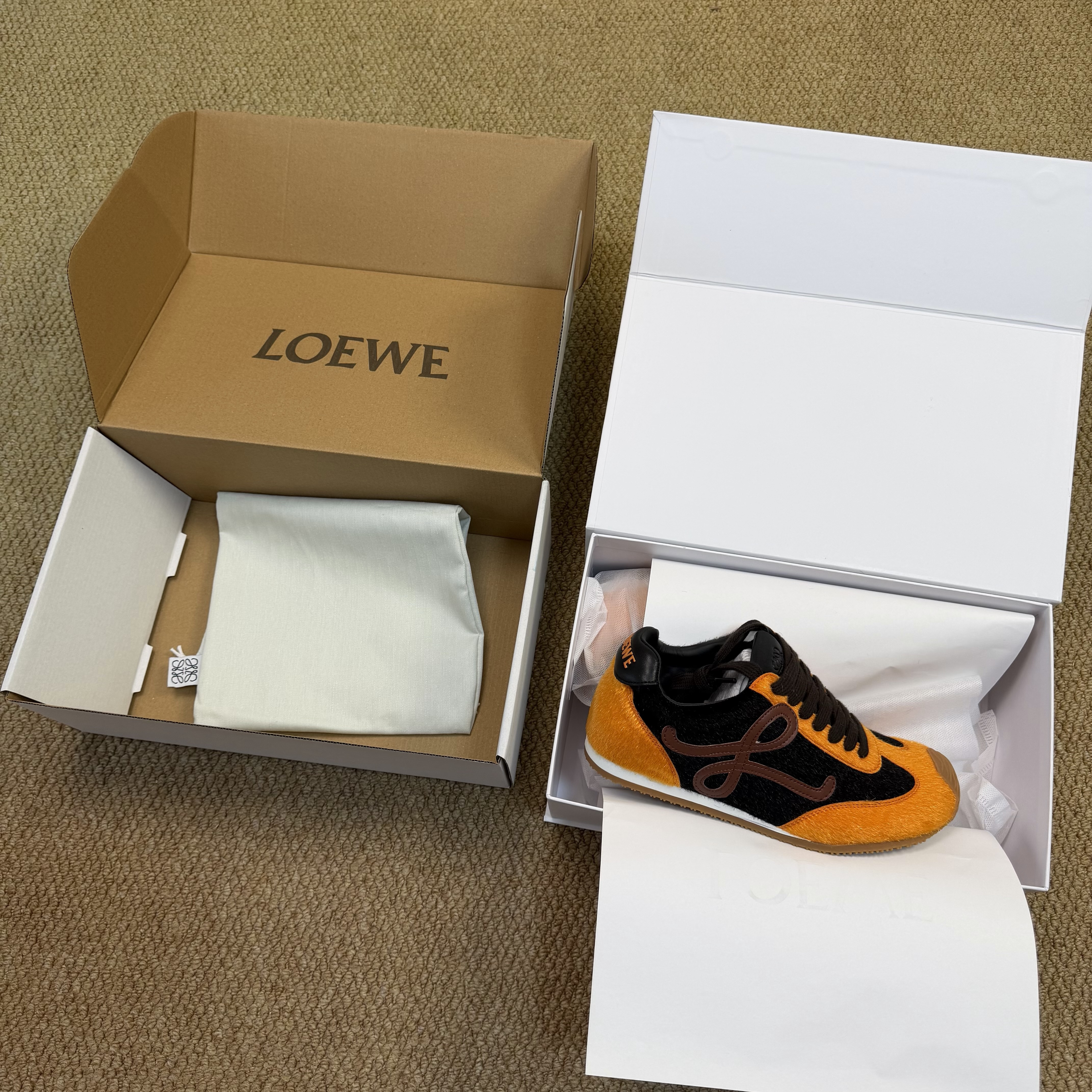 Loewe Ballet Runner 2.0