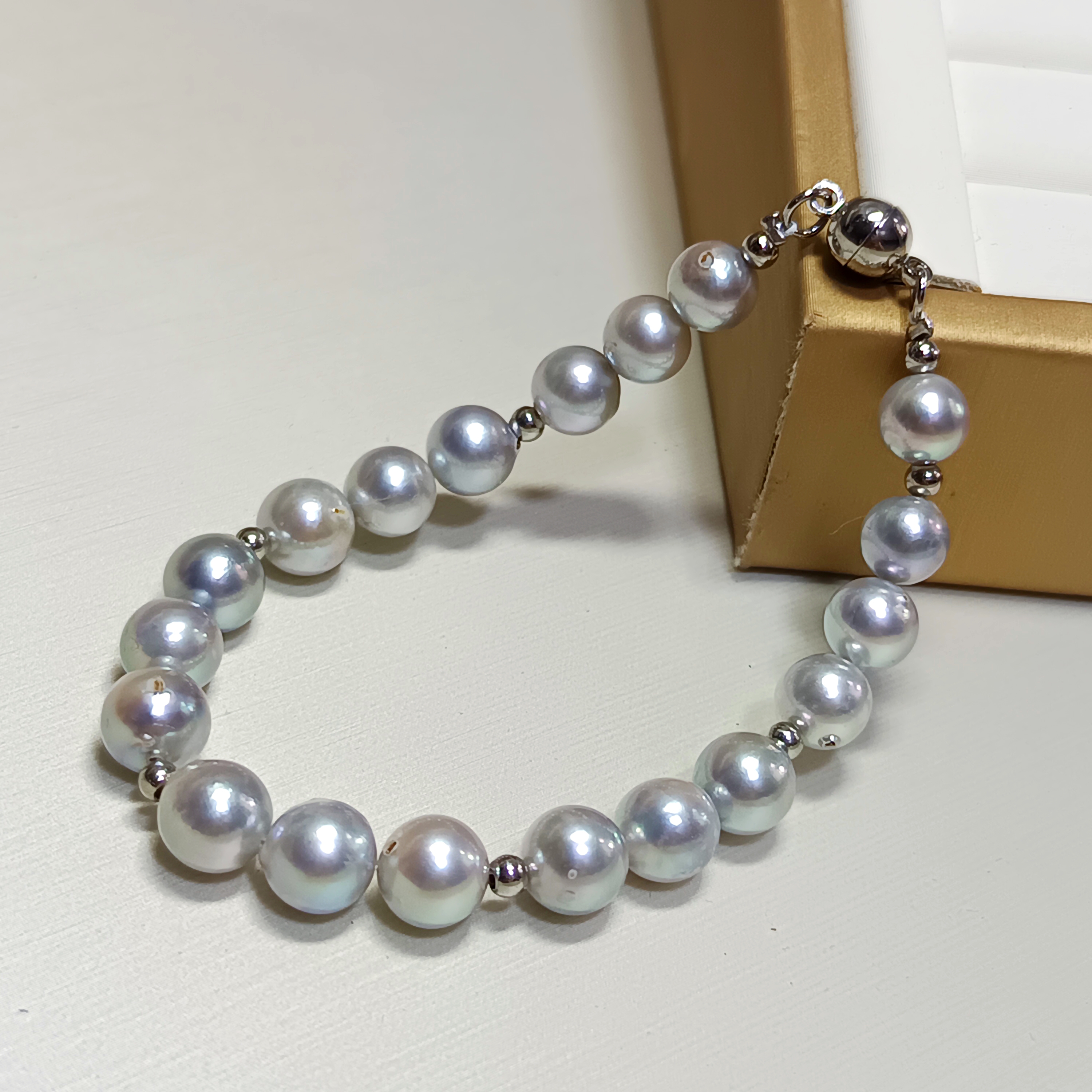 特價品‼️正圓強光日本真多麻海水珍珠注白金磁扣手鍊