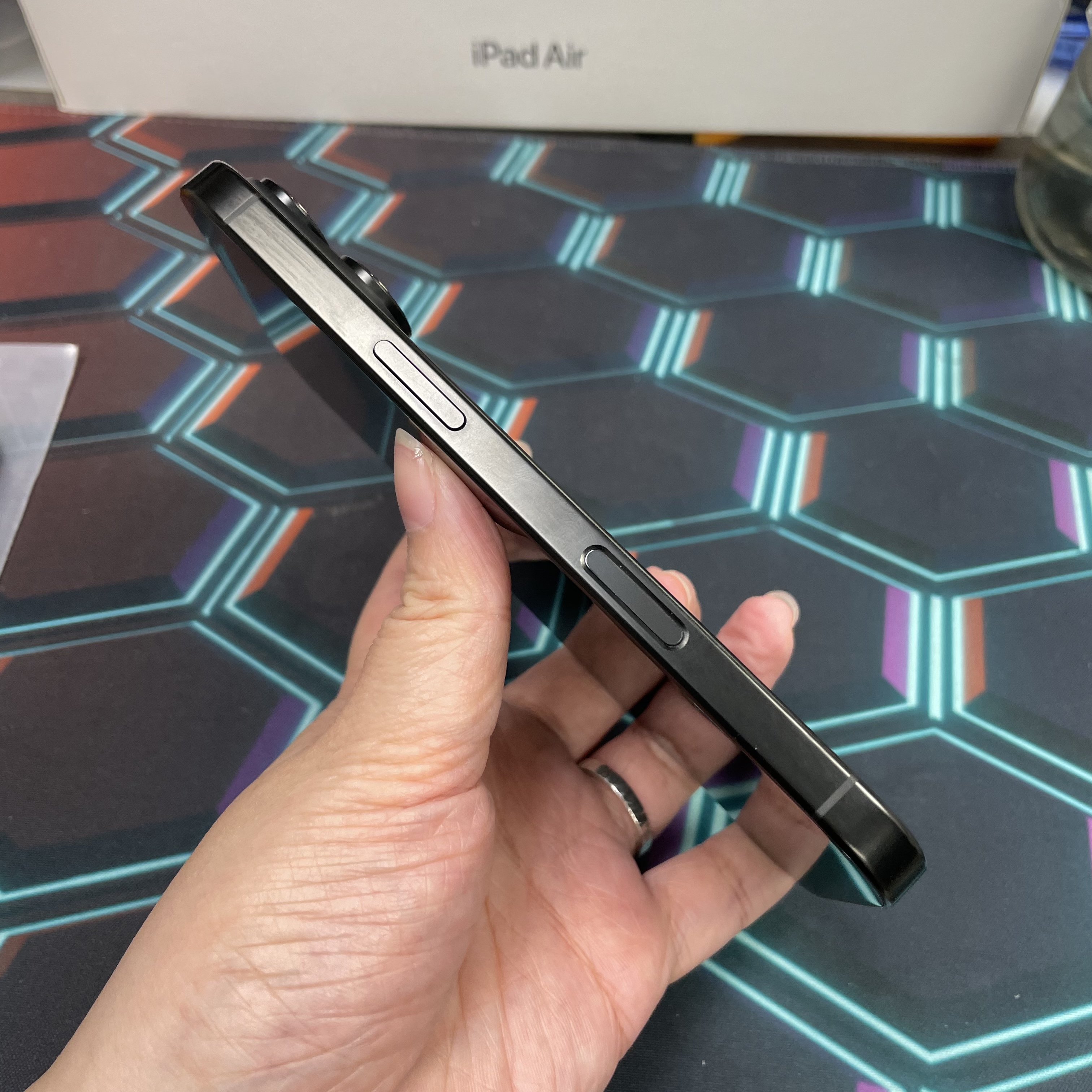 *8080 16 Pro 靚機 256GB 電91 黑色 black