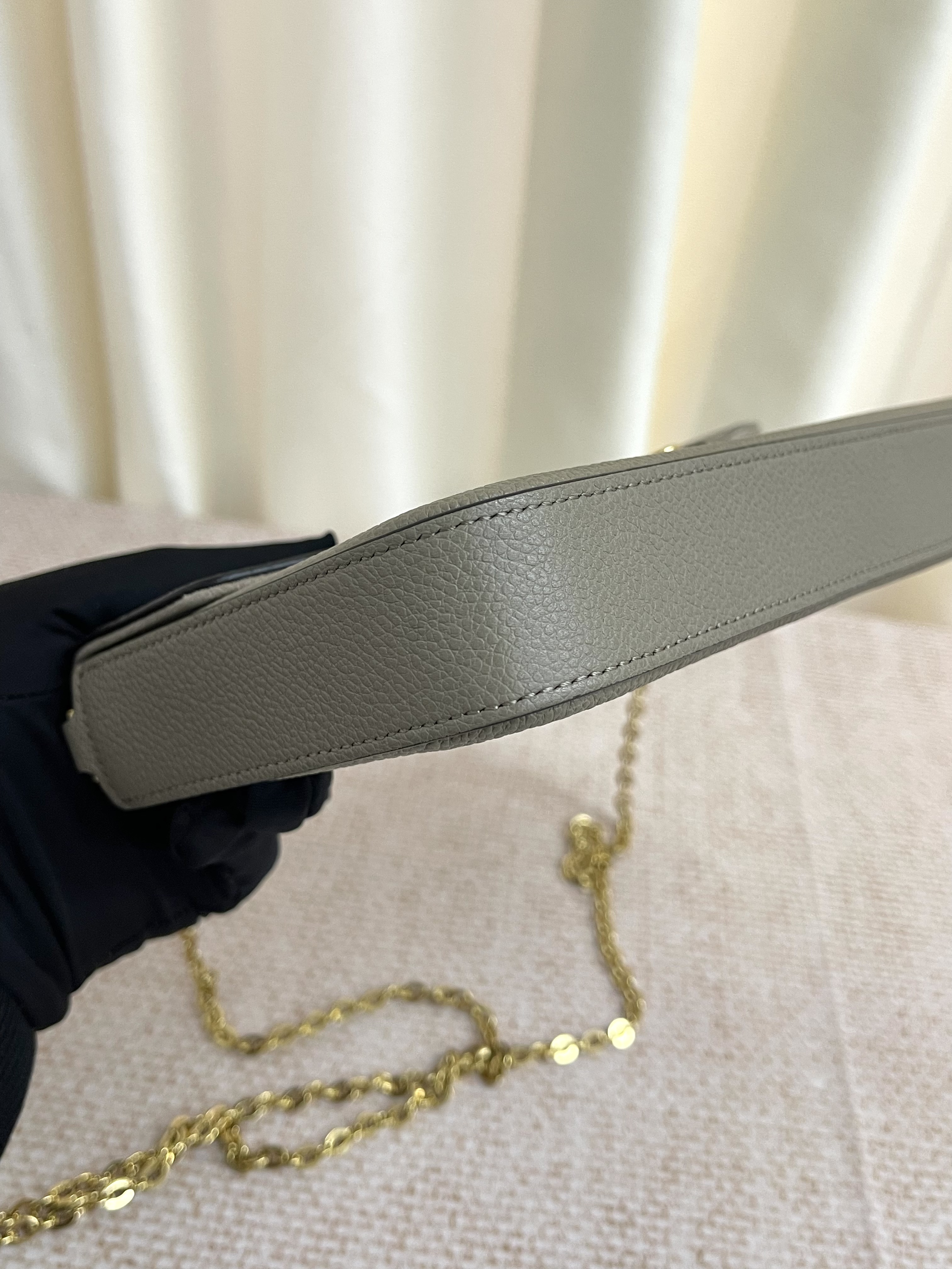 Pre-Owned Louis Vuitton Felicie Pochette / Product Code: 26021202