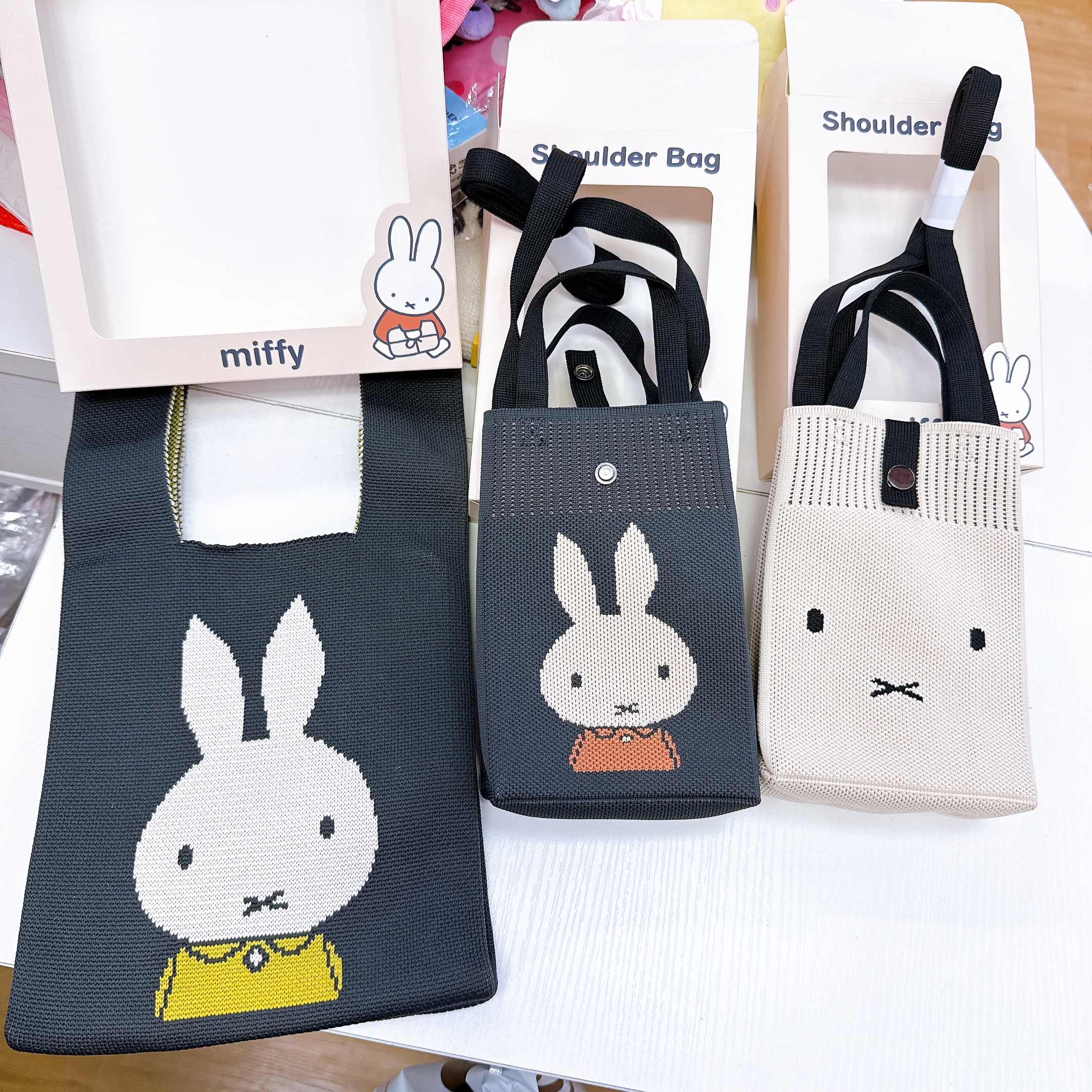 日本直送本店獨家發售Miffy 針織斜孭袋電話袋 袋