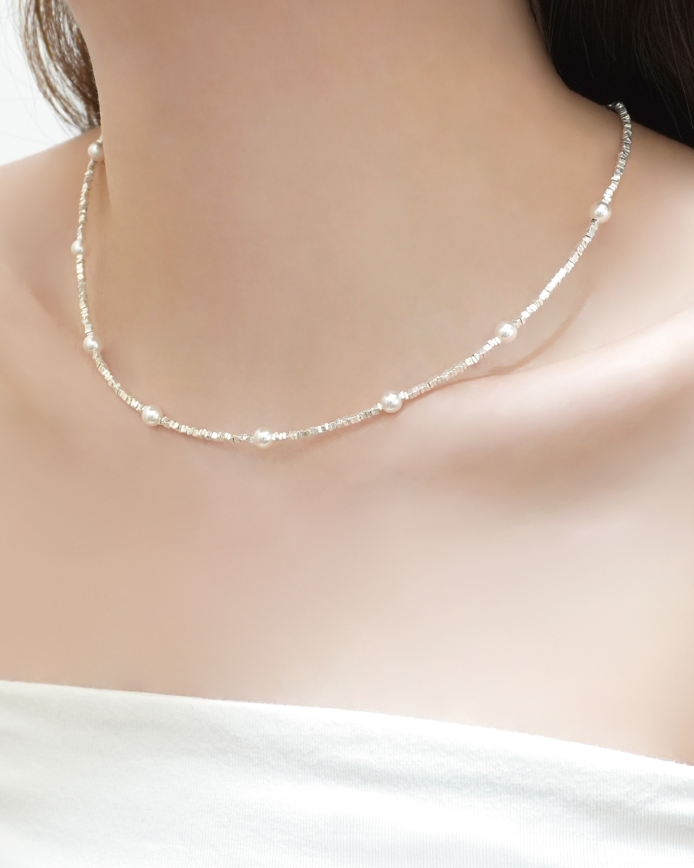 Twisted Harmony Pearl Necklace