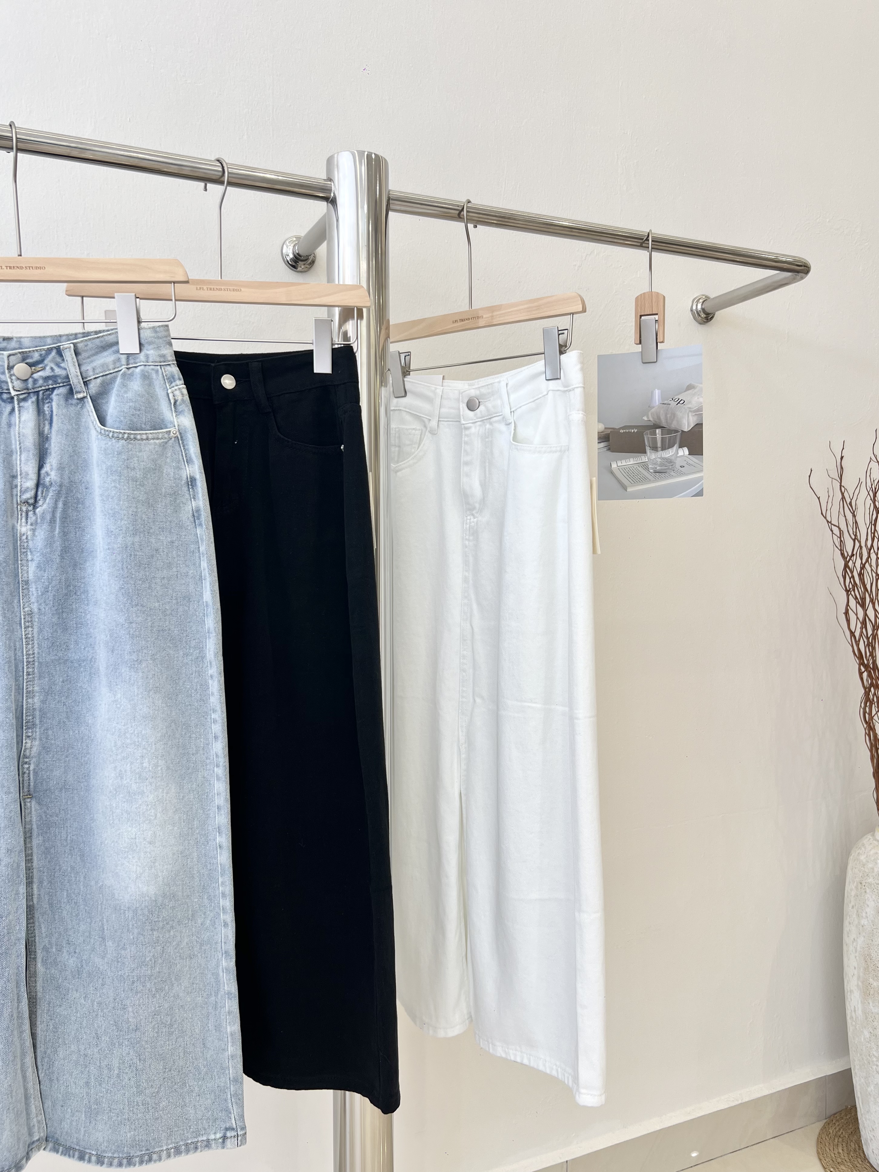 6867 爆款显瘦开叉半身裙