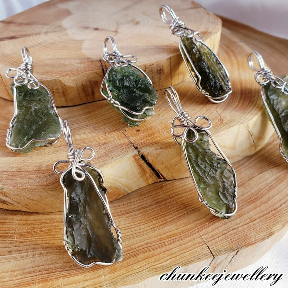 捷克綠隕石原石吊飾