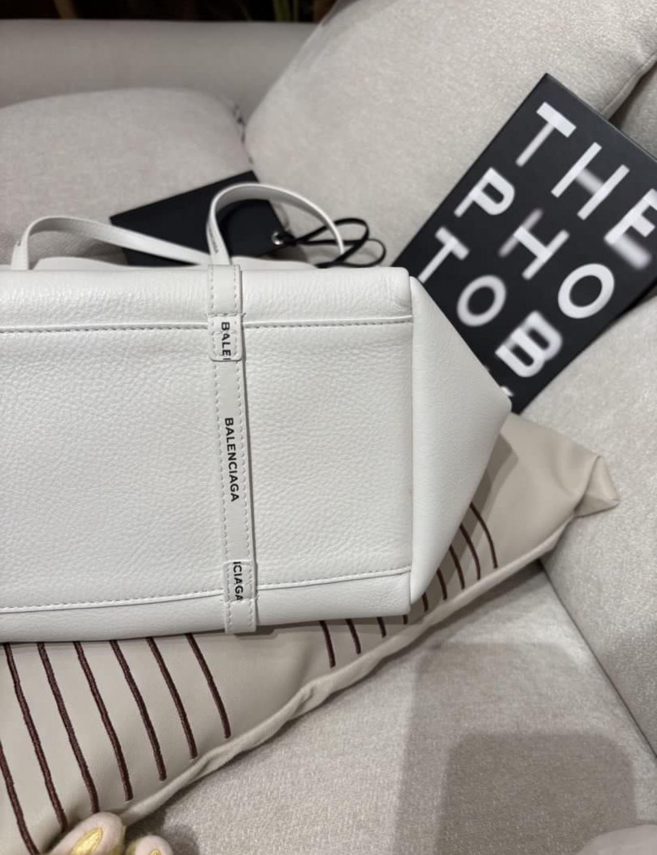 Balenciaga Everyday Tote Bag Calfskin 100%Authentic, 98%New ✅Dust bag