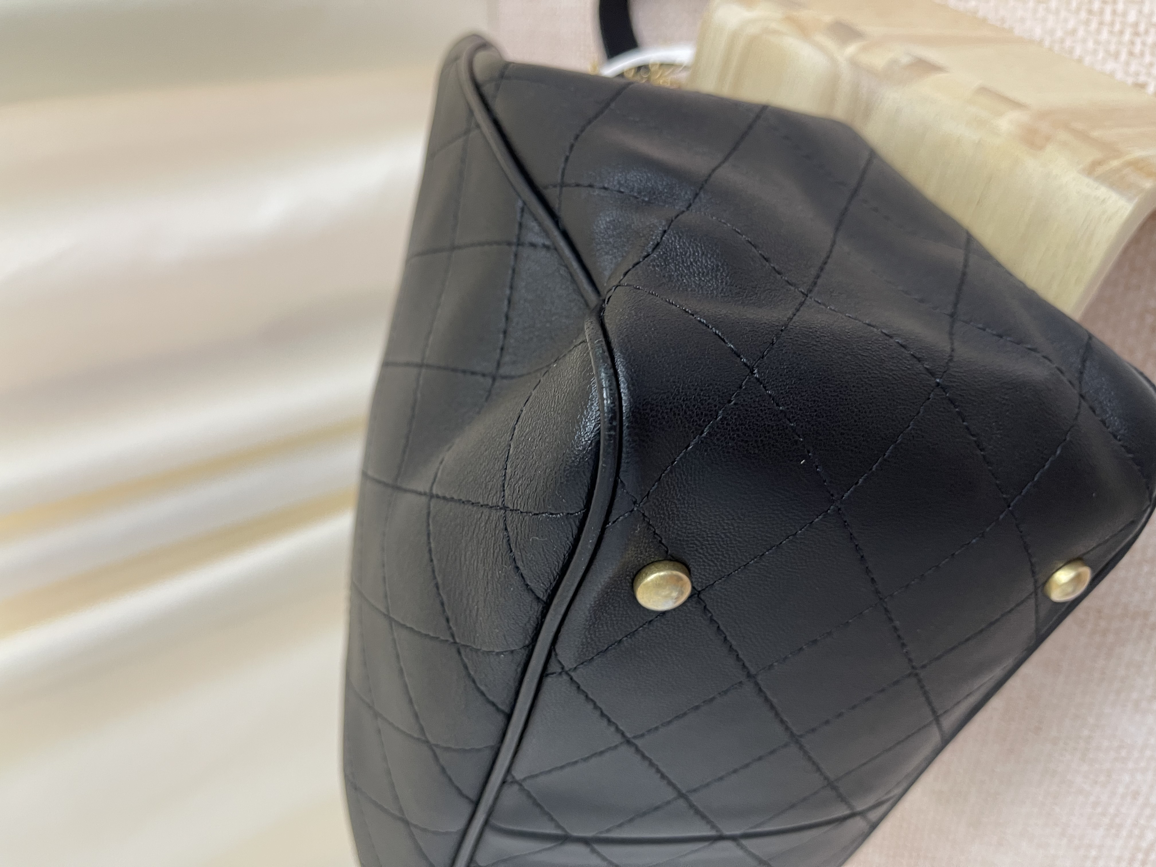 Pre-owned Chanel Bucket Bag/ Product Code: 26022104