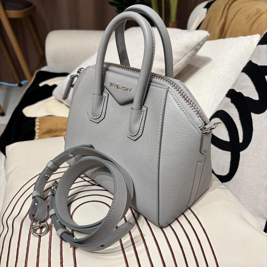 GIVENCHY Antigona Mini 2 way bag 100%Authentic ,98%new