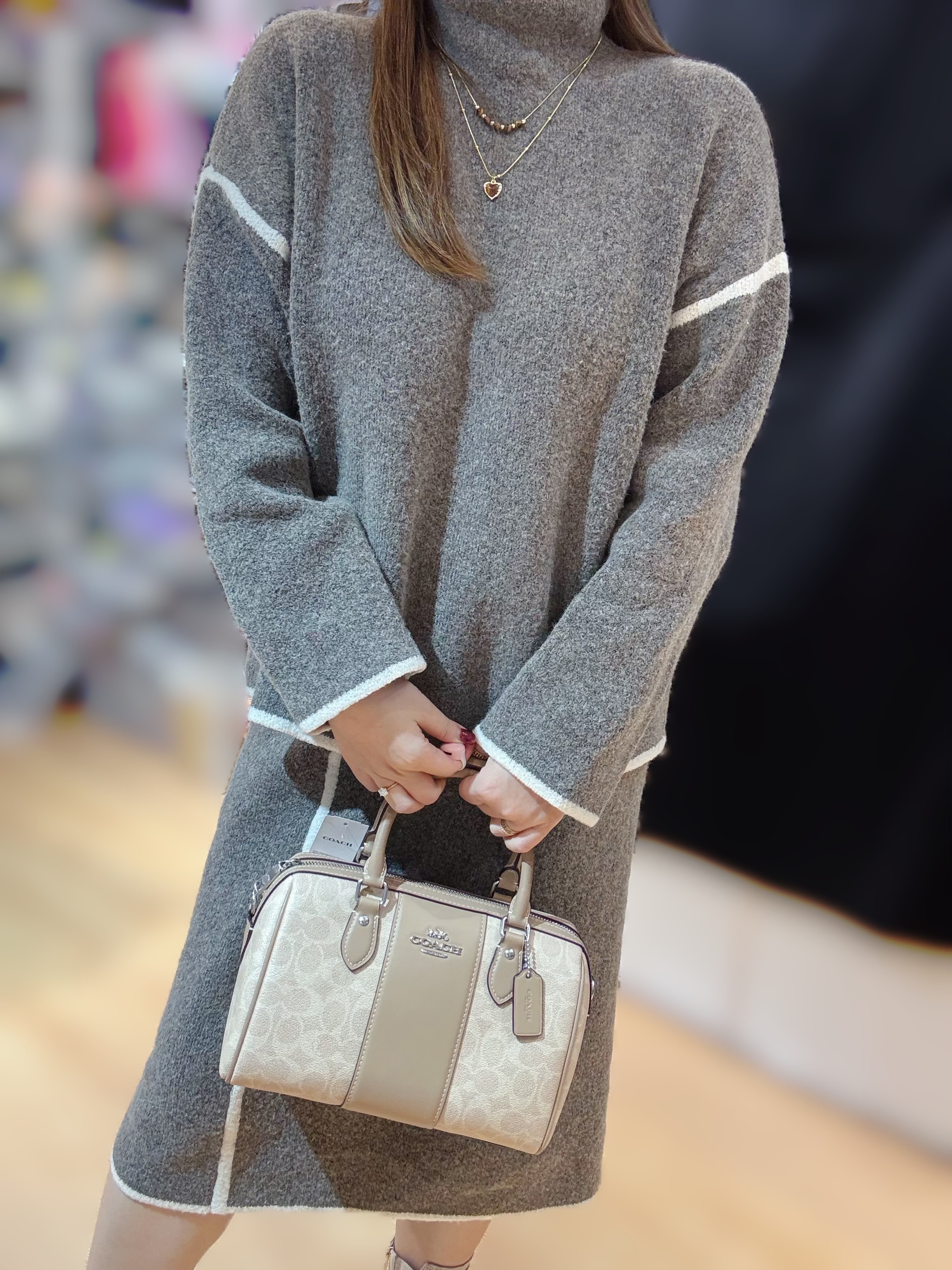 Coach Rowan crossbody milk tea/m