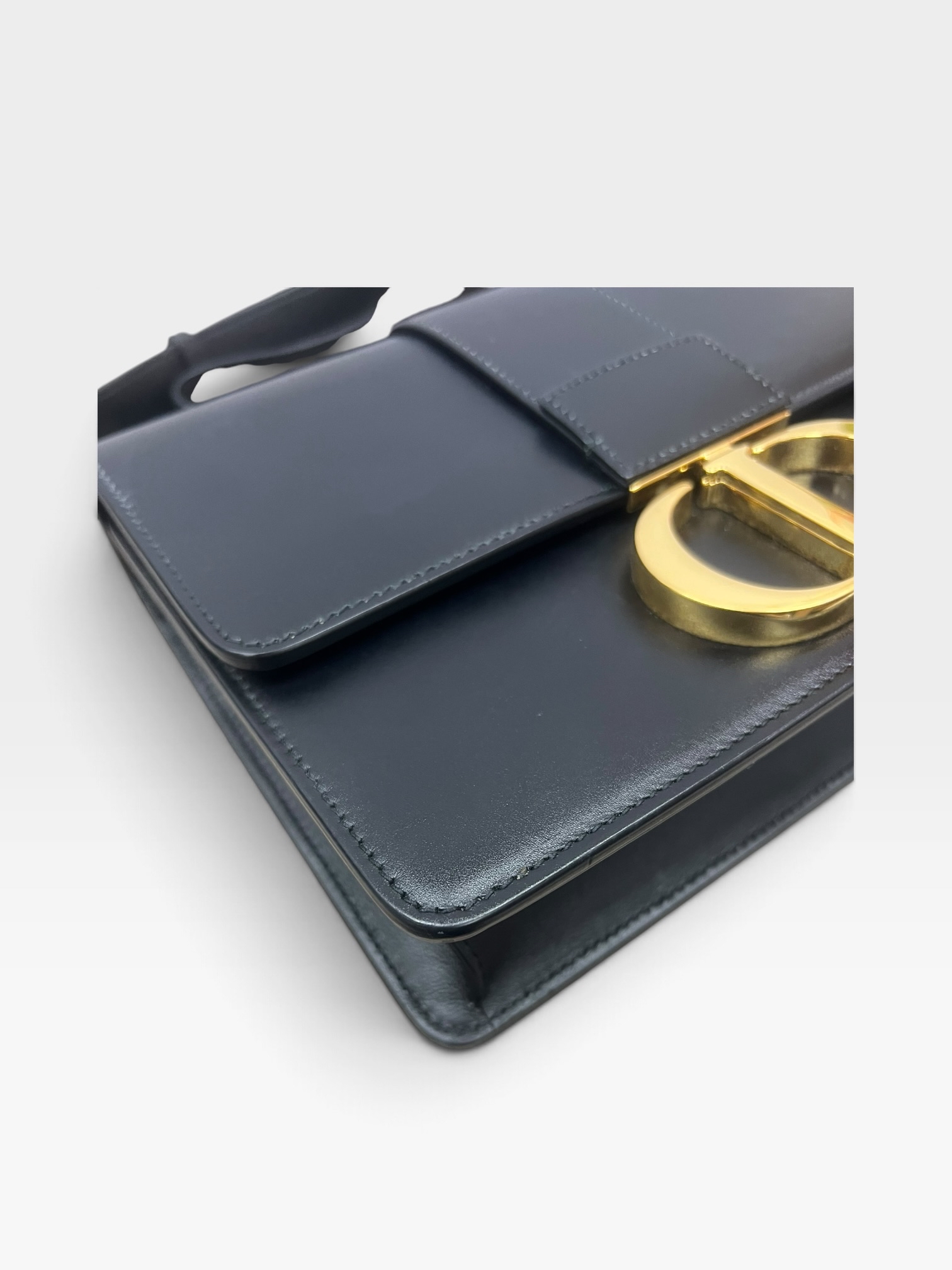 Pre-Owned Christian Dior 30 Montaigne/ Product Code: 102714