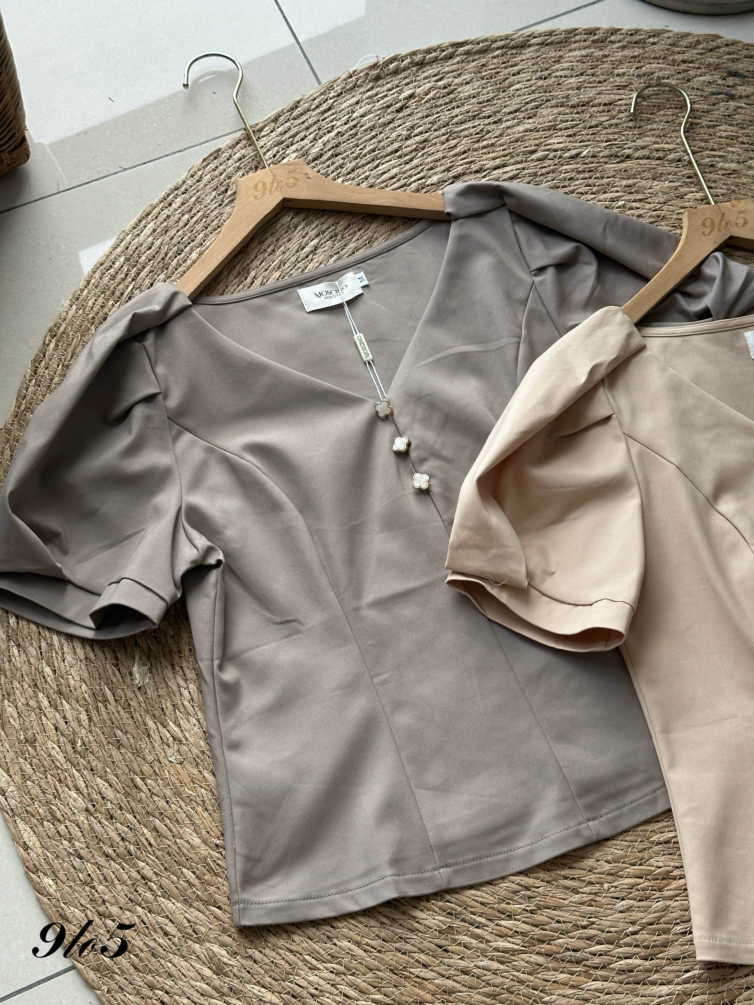 T4117 Puff Sleeve V Neck Top - 3 Colors 