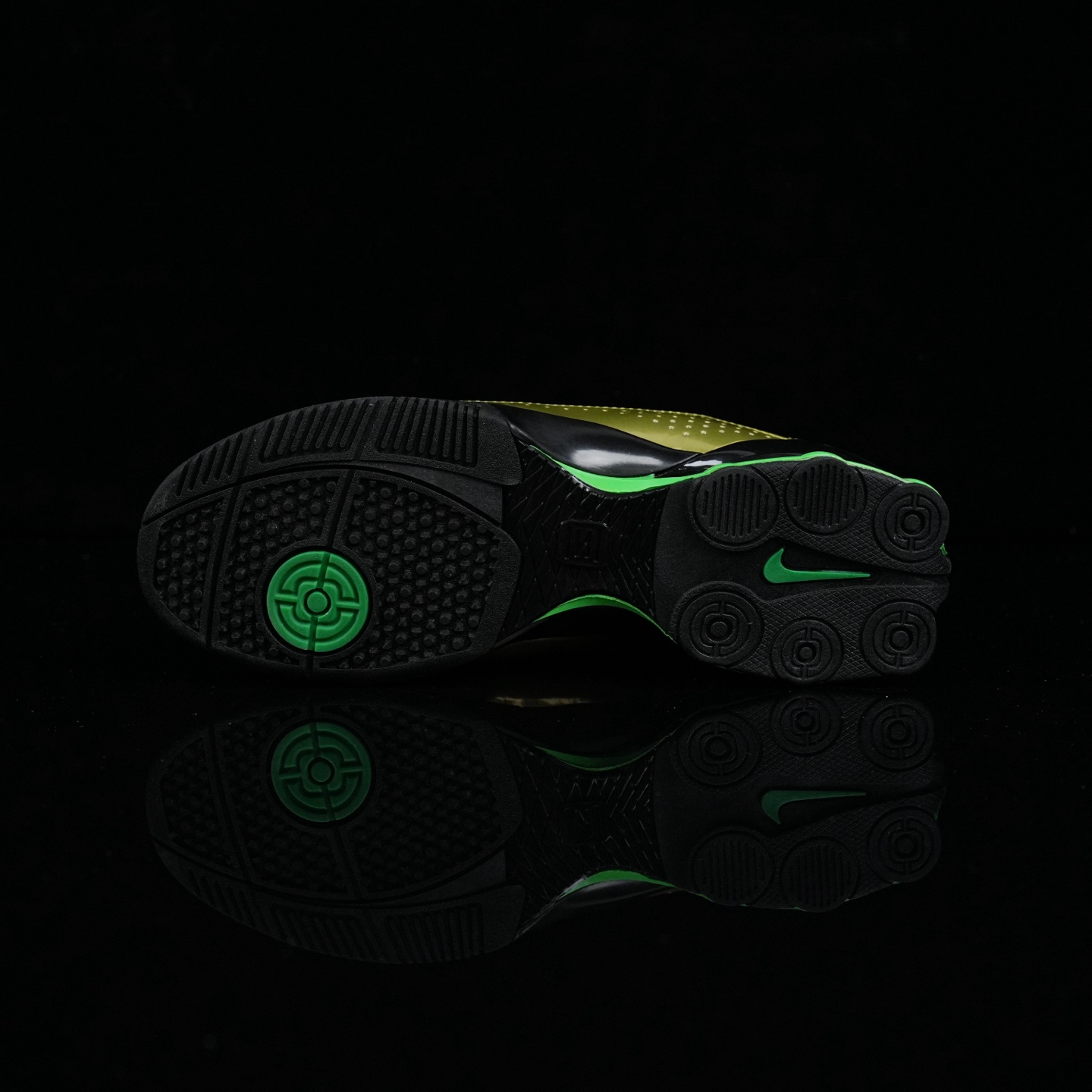 Nike Total 90 Shox Magia SP