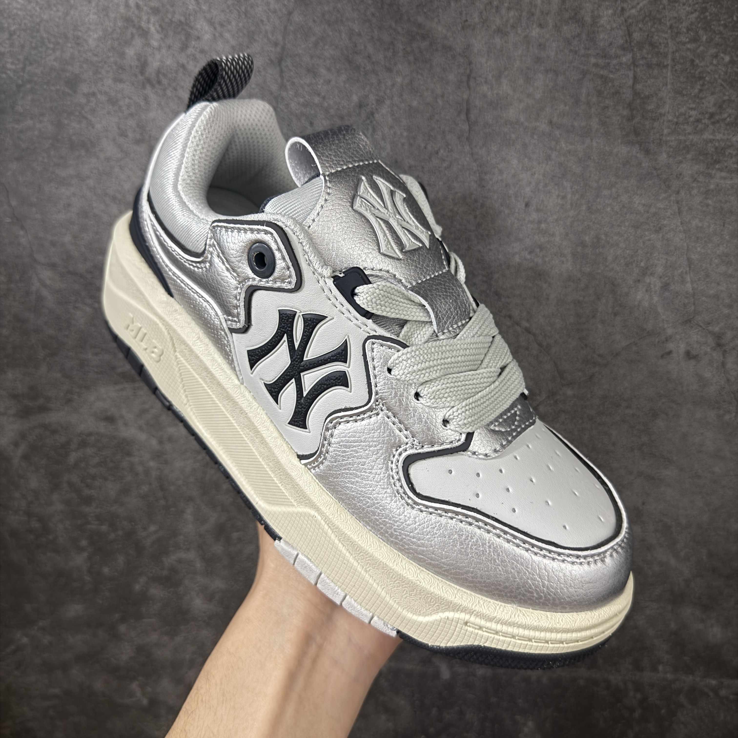 MLB Chunky Liner Basic