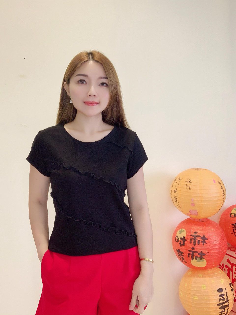 斜向波浪荷叶边上衣 2006