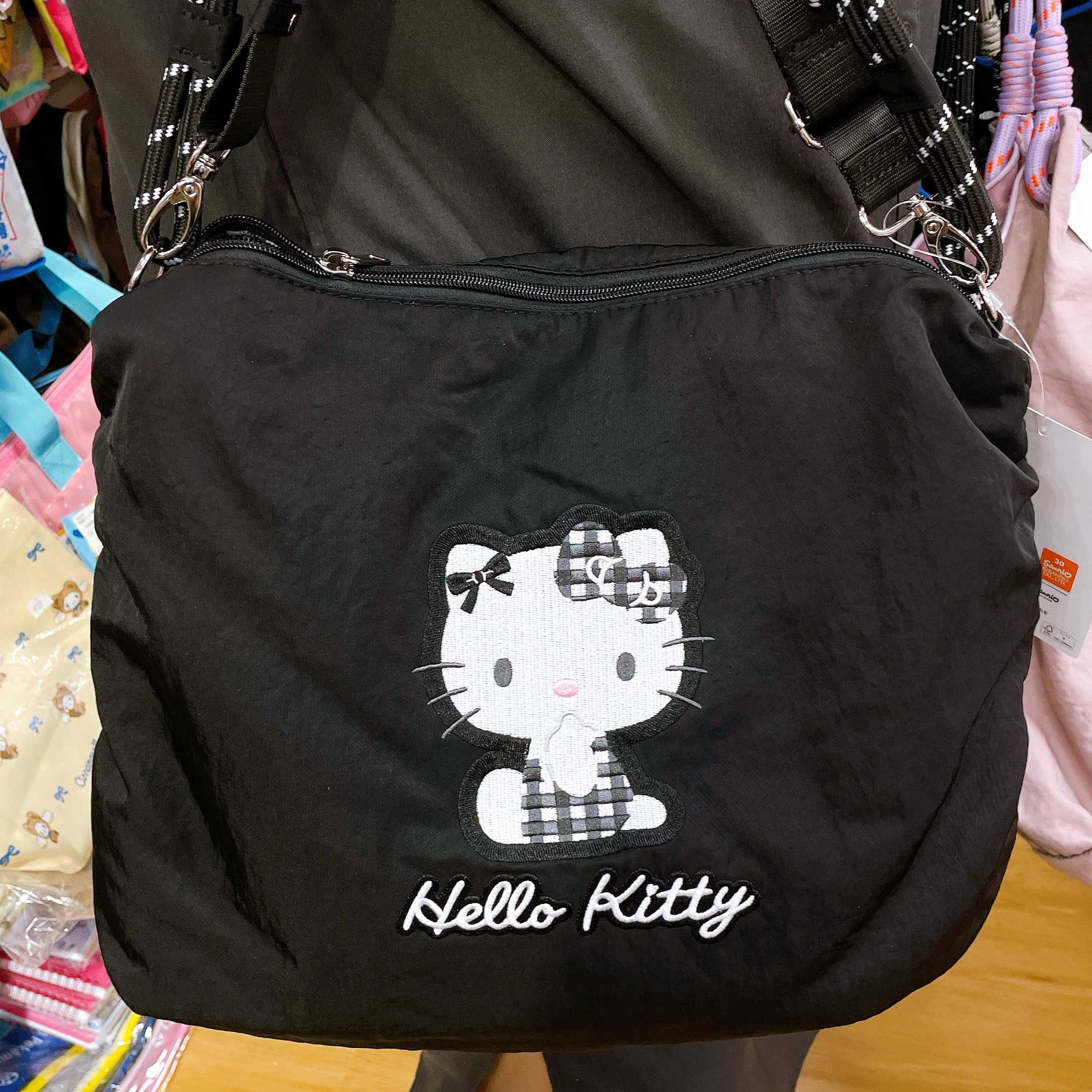 日本直送Hello Kitty則孭袋 斜孭袋兩用