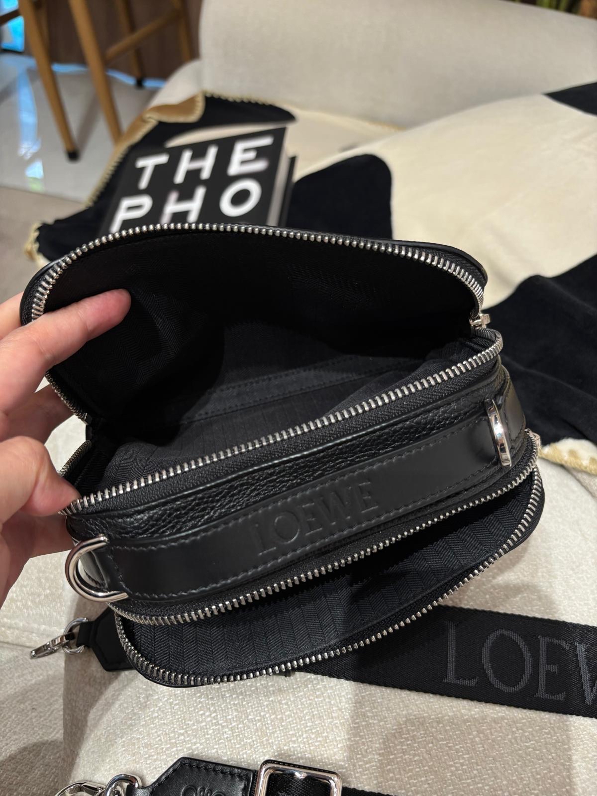 Loewe camera bag calfskin 100%Authentic, 98%new ✅strap✅Dust bag