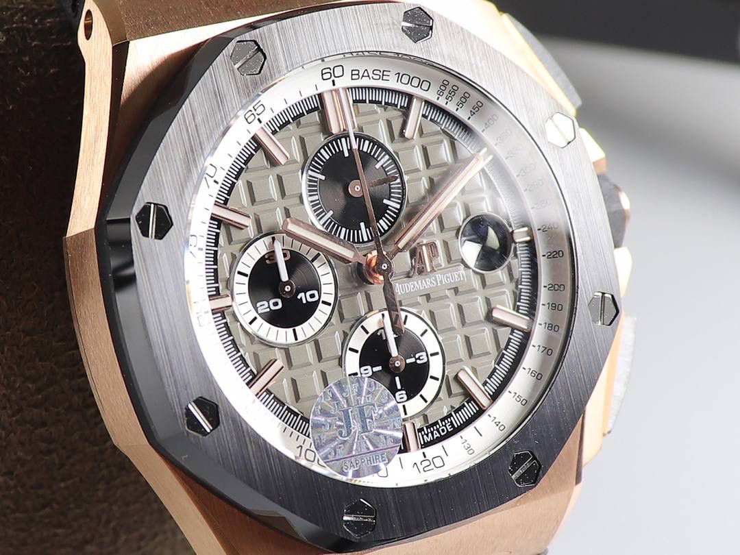 A.P皇家橡树离岸型26416RO计时系列，搭载12H 7750计时机芯，直径44MM.玫瑰金表壳 陶瓷圈口！ 最强A.P皇家橡树系列🔥💯