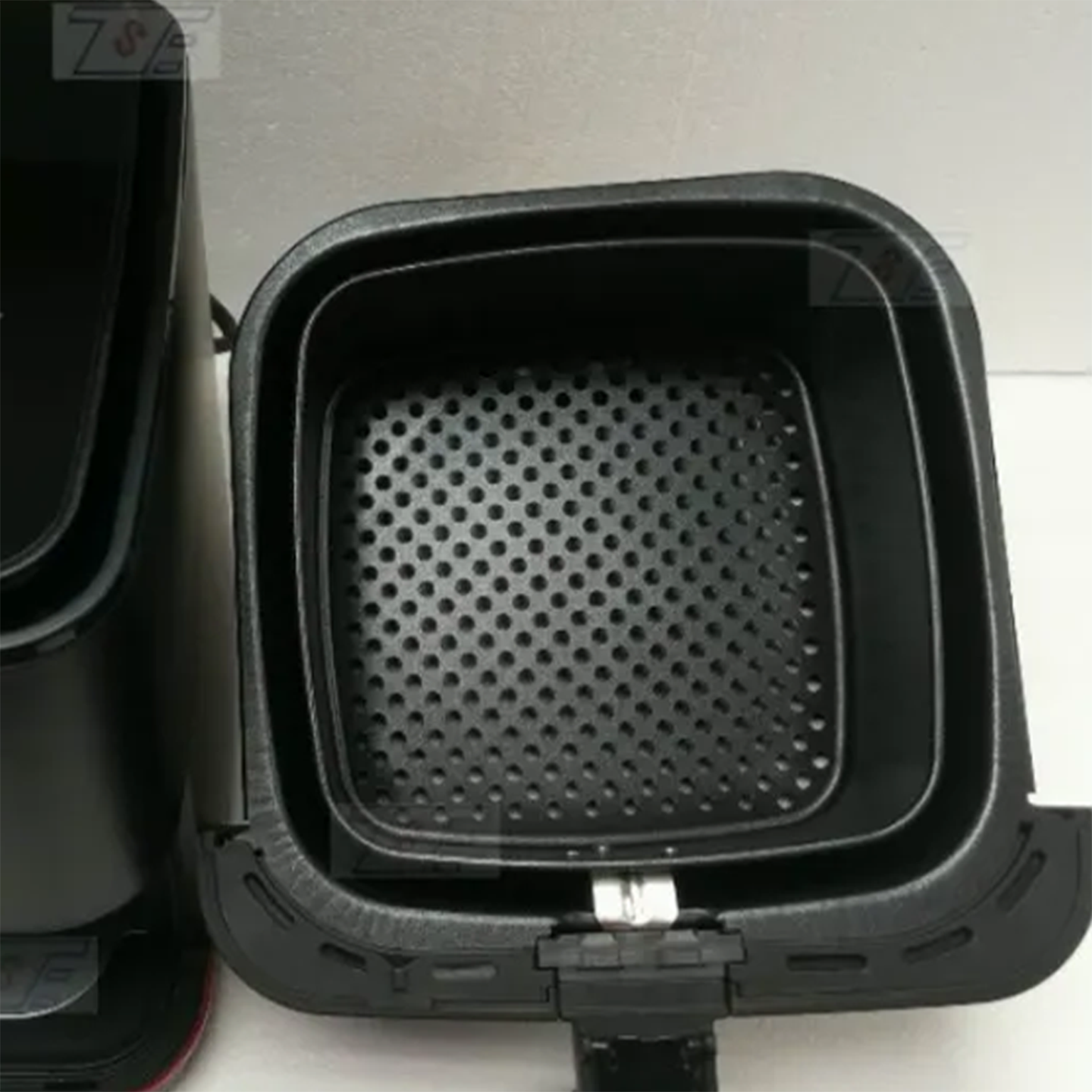 Sharp 7L Large Capacity Air Fryer (KFAF70MBK)