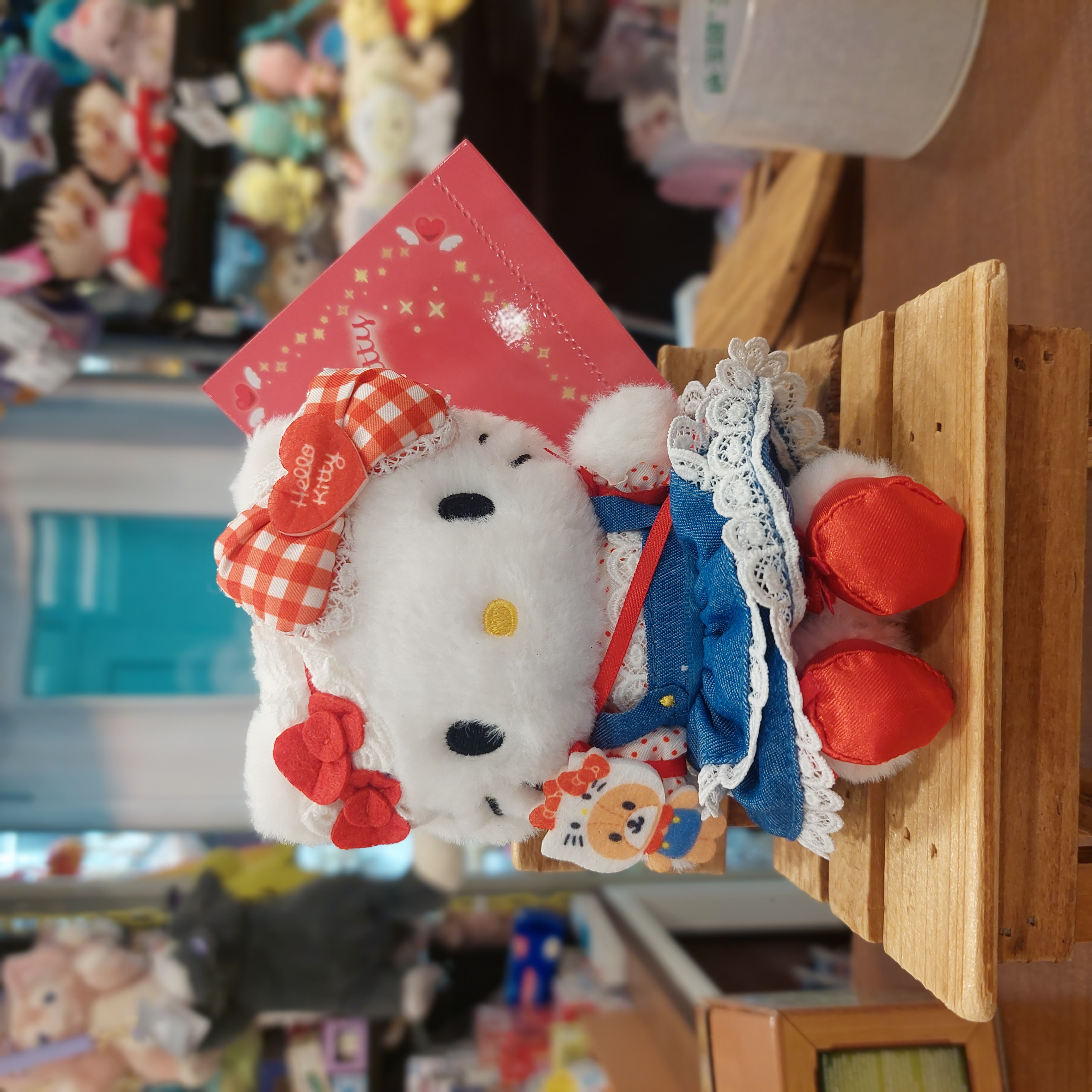 原裝日本 Hello Kitty 公仔吊飾 