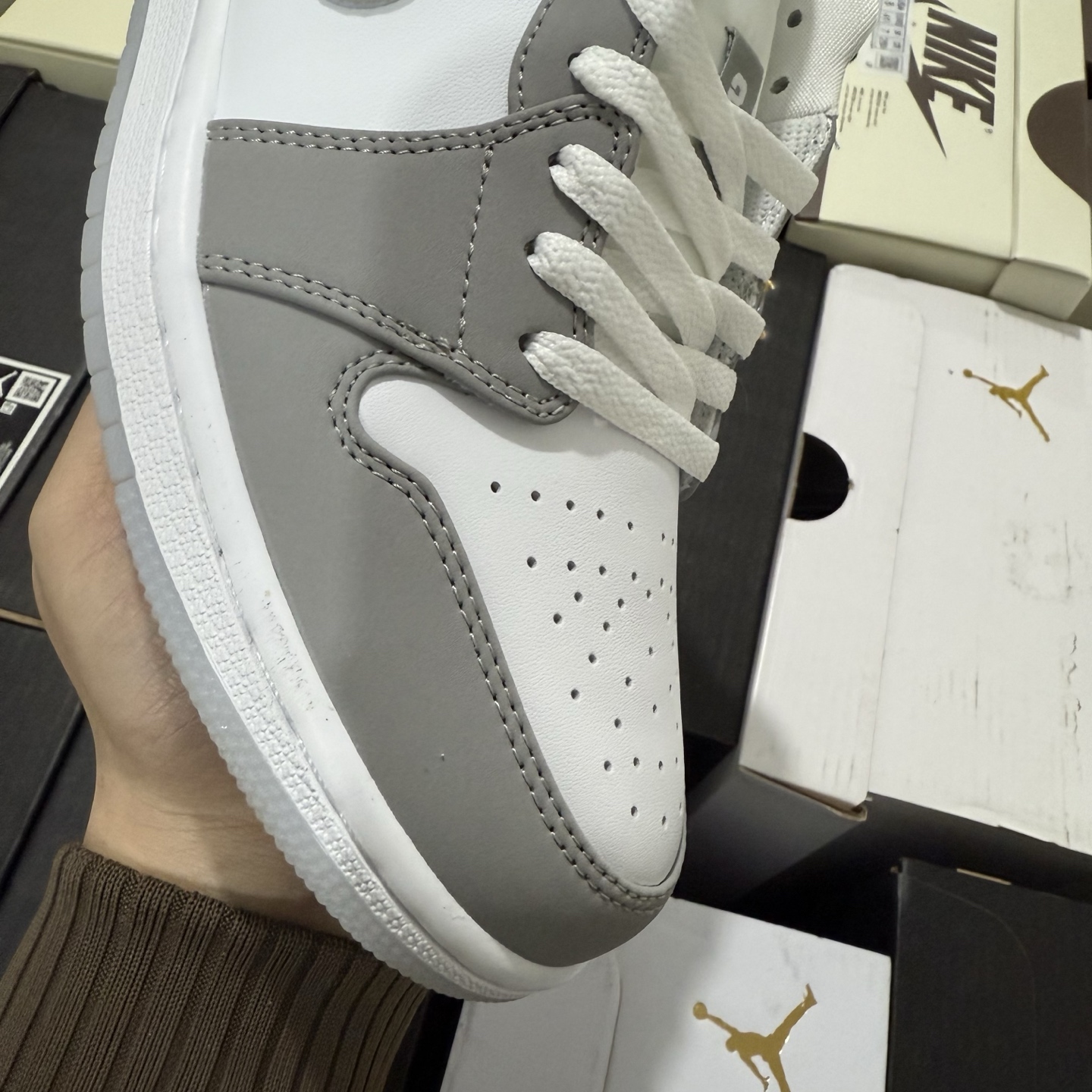 Nike Air Jordan 1 Low "Wolf Grey" DC0774-105