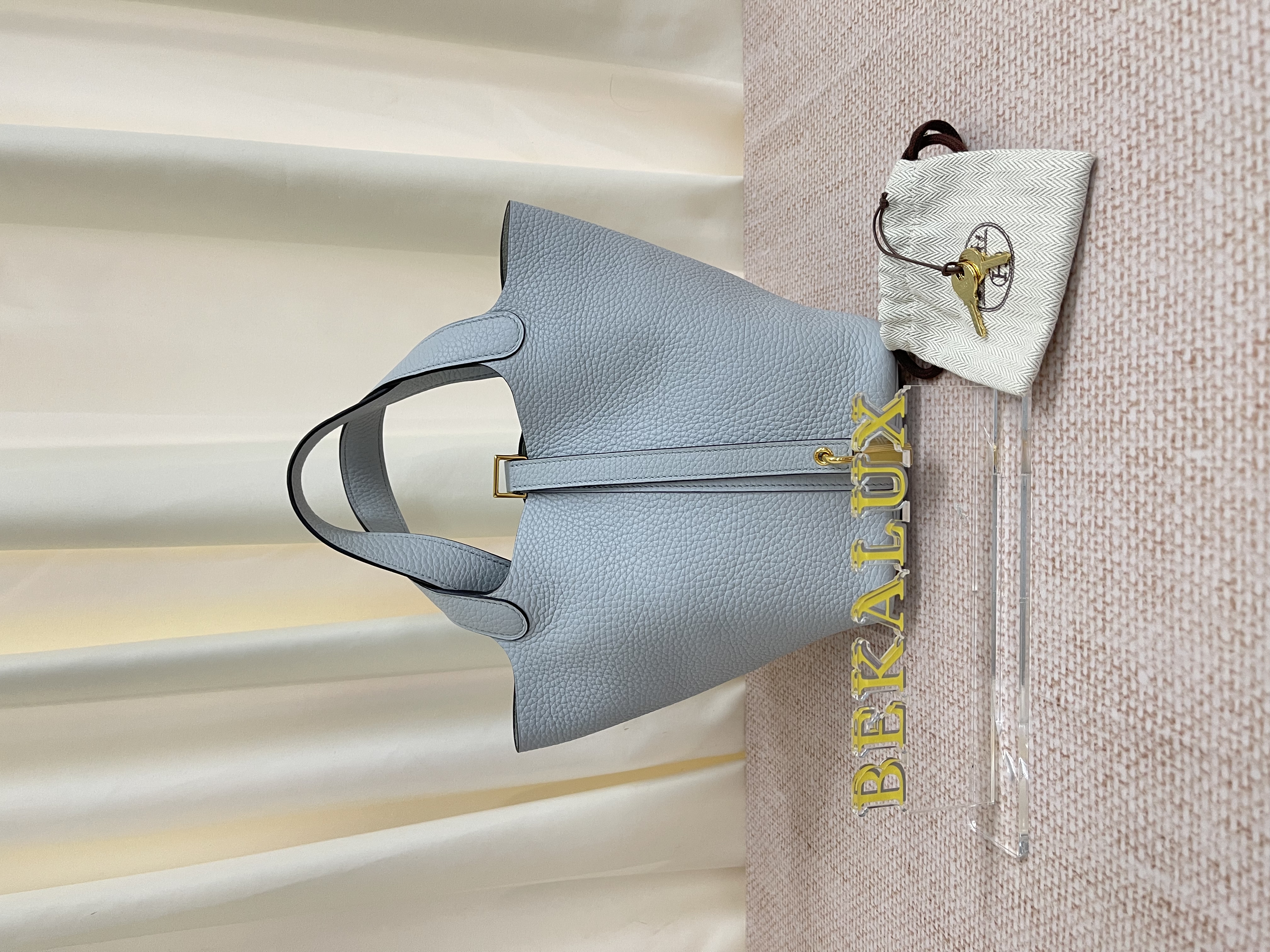 Pre-owned Hermes P18/ Stamp Y/ Product Code: 26031307