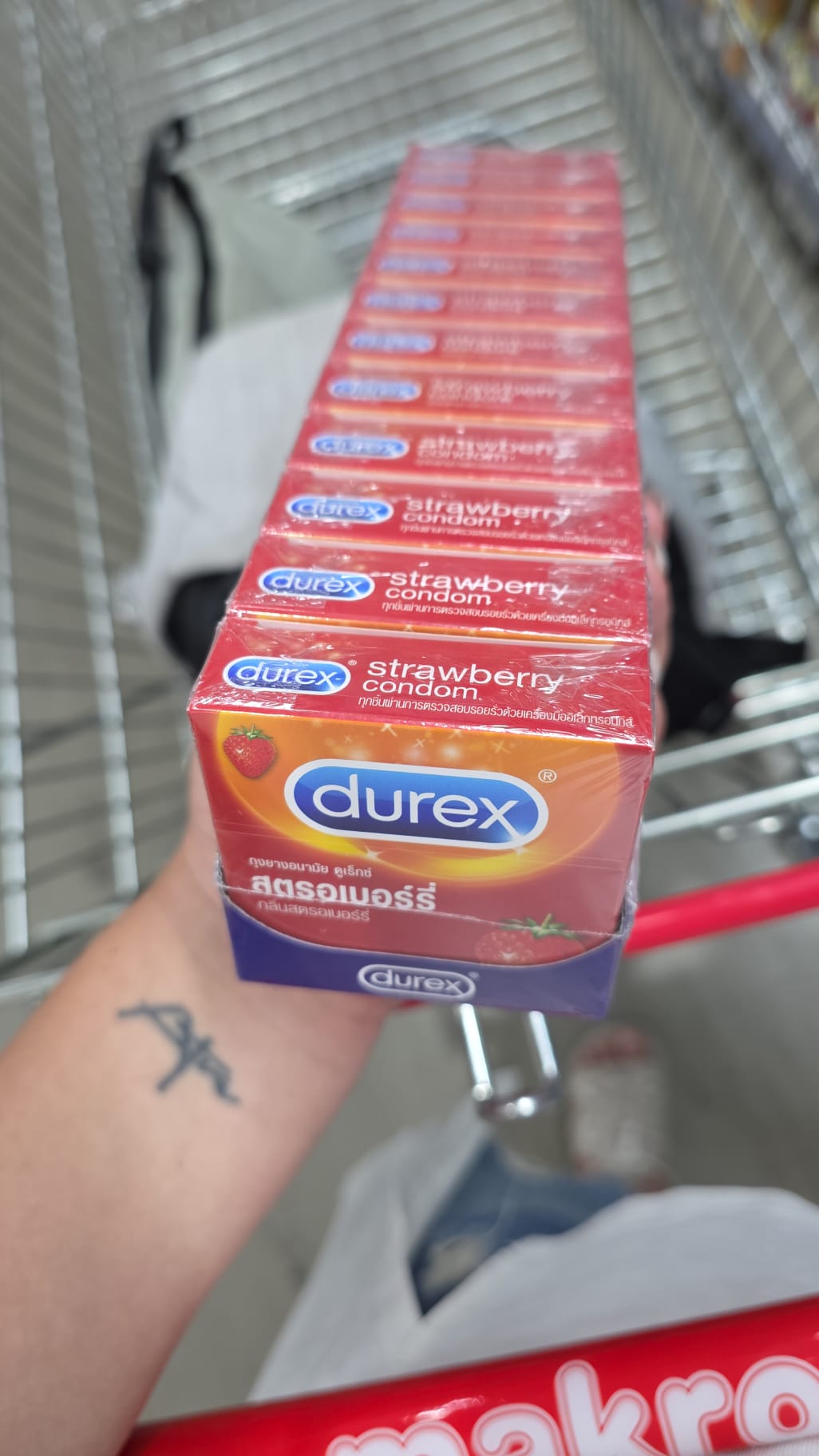 durex strawberry 12盒裝