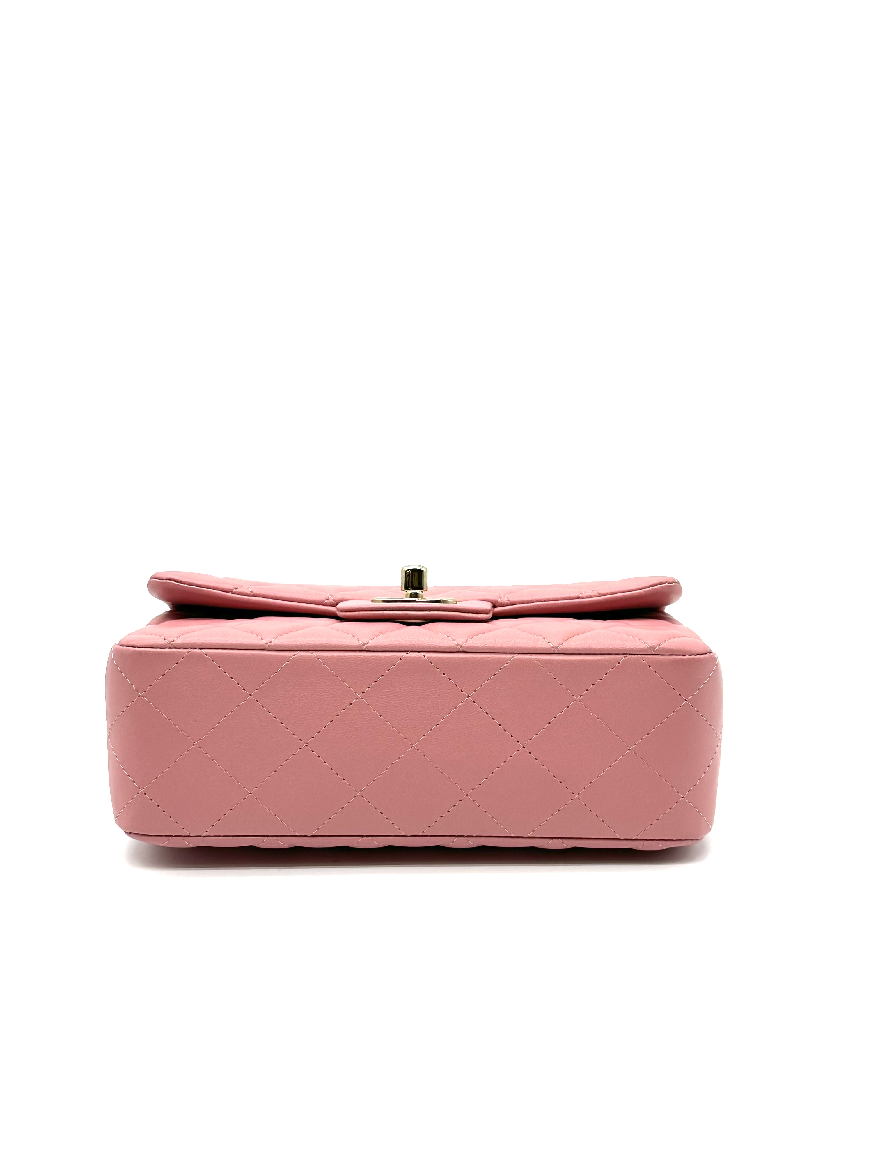 Pre-Owned CHANEL Pink Matelassé Mini Flap Bag / Product Code: 26042107