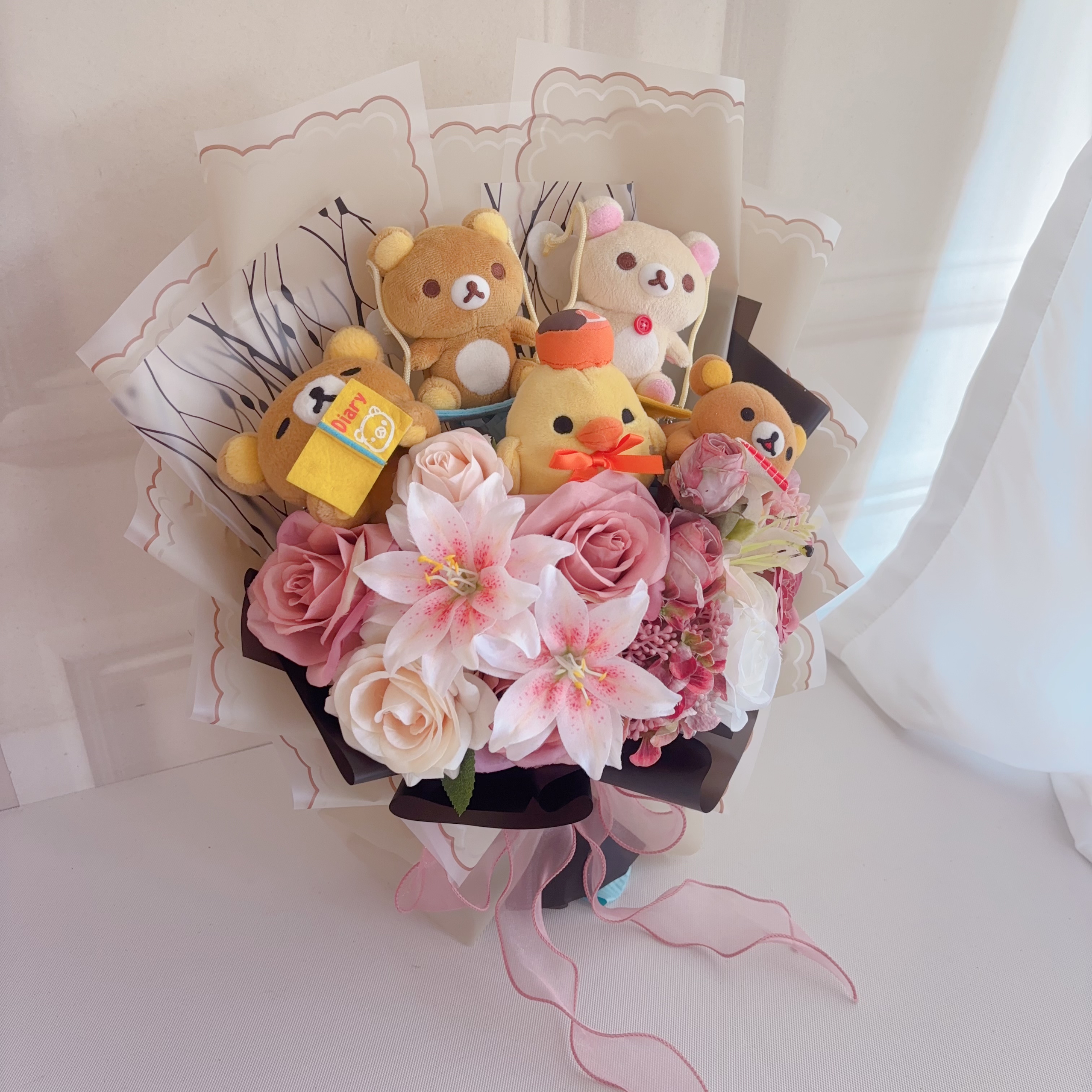 (費現貨)鬆弛熊公仔花$700