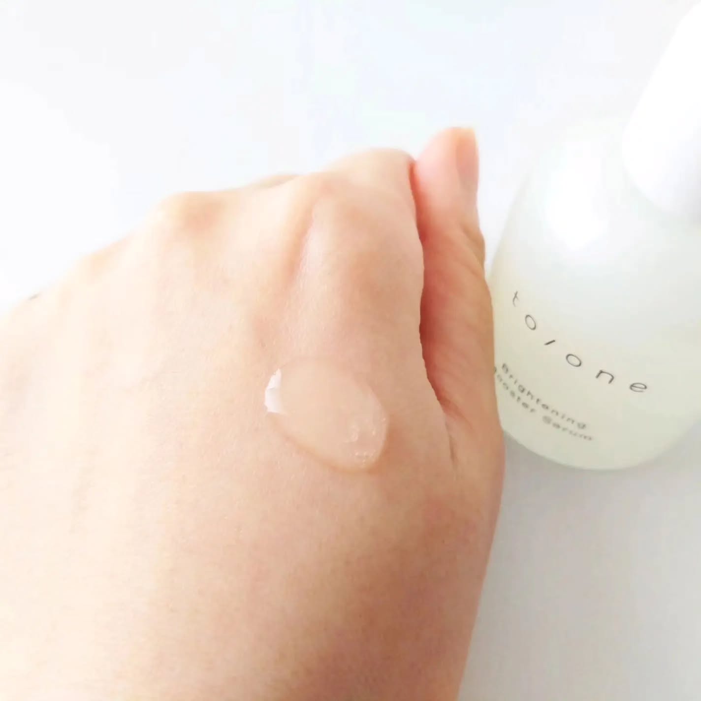 日本🇯🇵 to/one Brightening Booster Serum 保濕亮白導入肌底精華 55ml