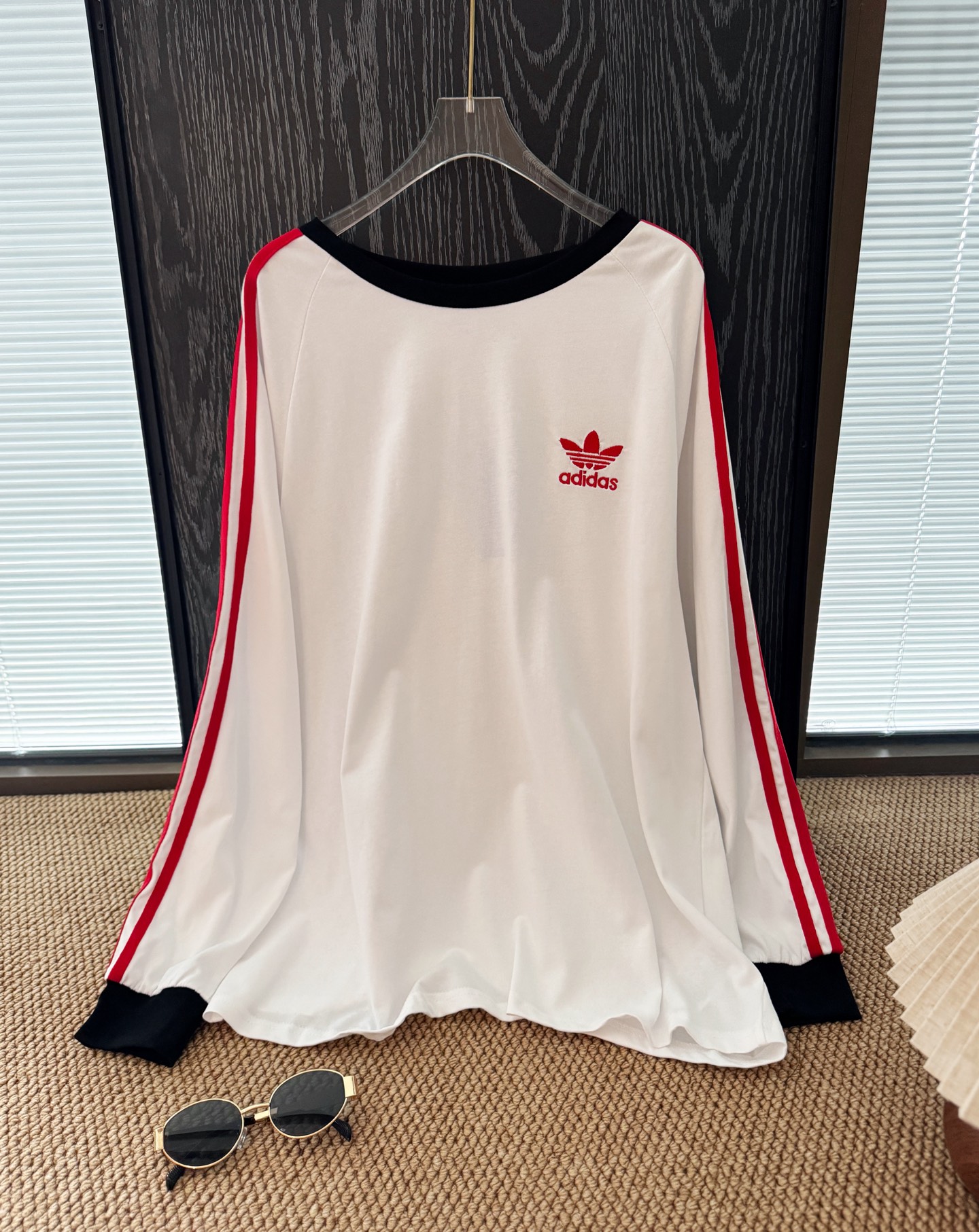 Adidas 三葉草刺繡長袖Tee