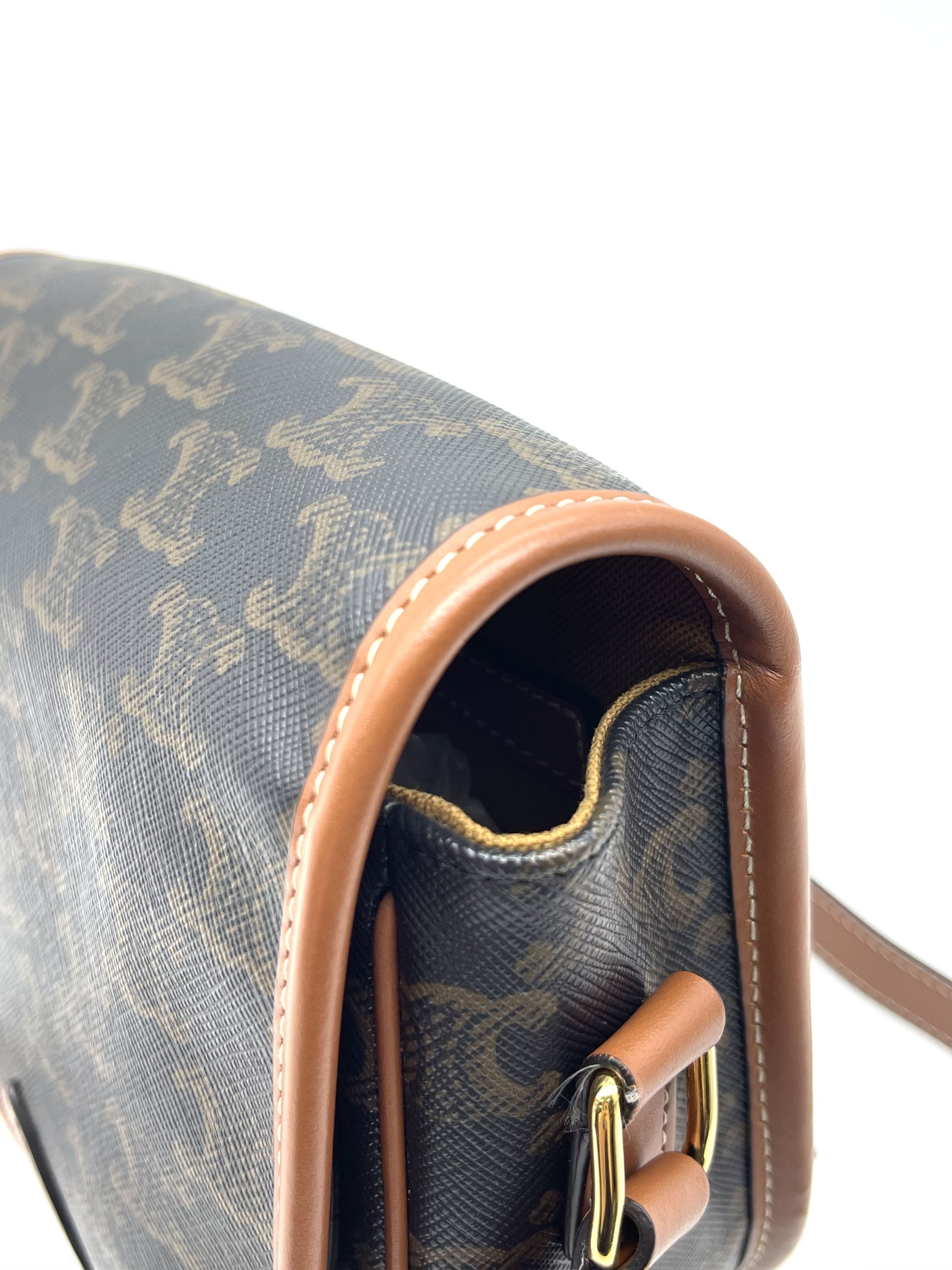 Pre-owned Celine Triomphe Canvas Folco/ Product Code: 26032001