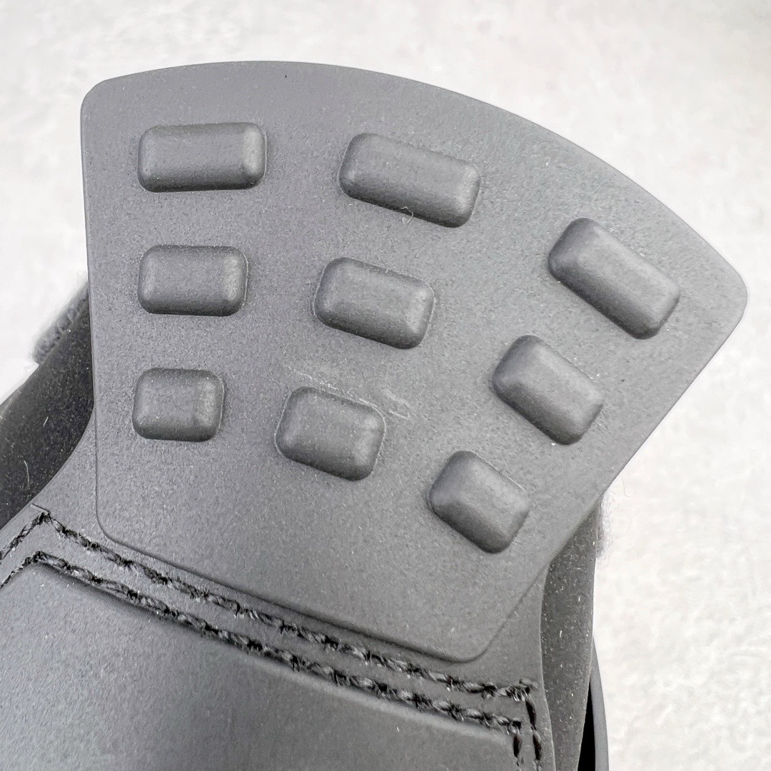 Air Jordan 4 Retro "Thunder" DH6927-017