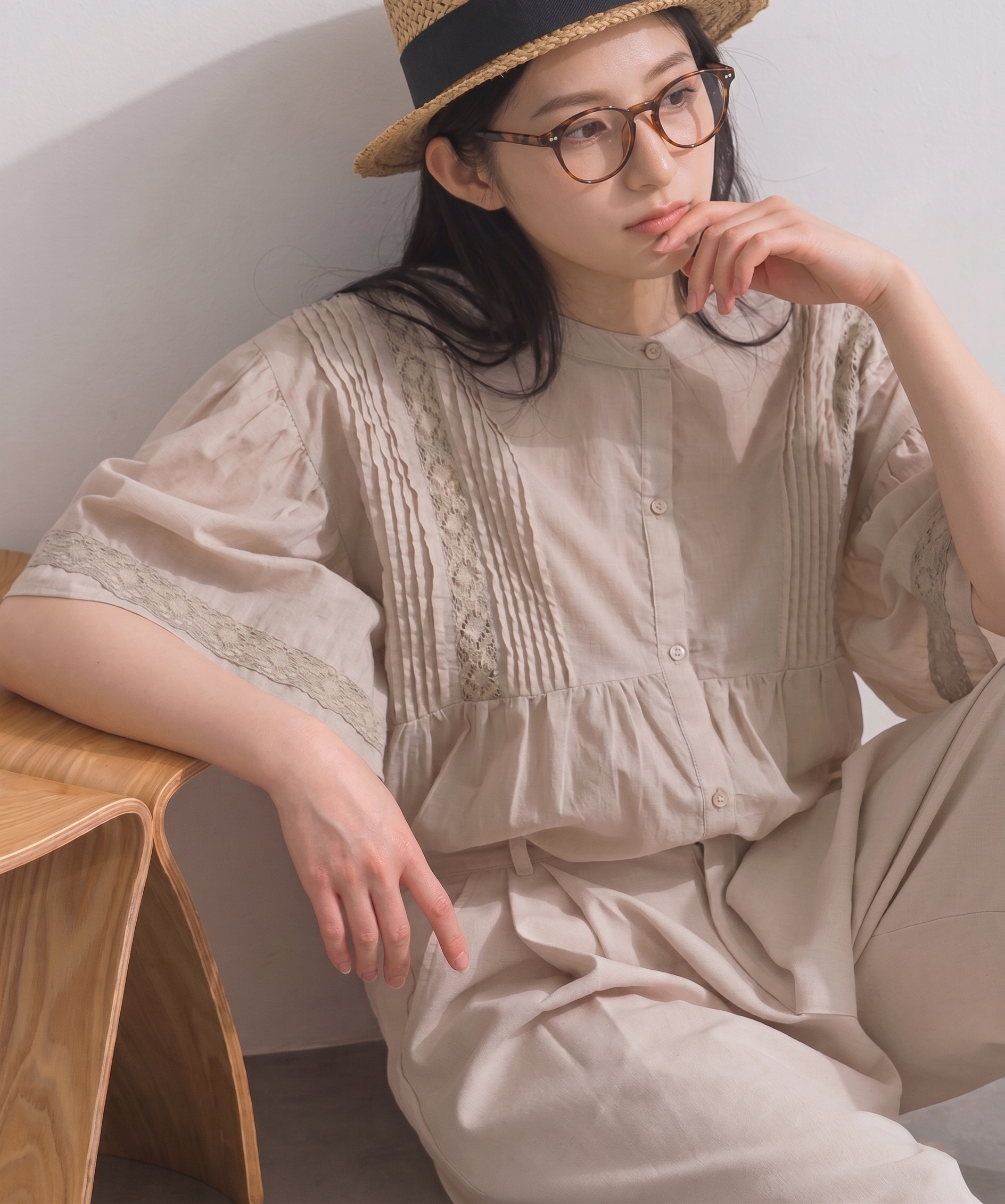 LP - 蕾絲泡泡袖襯衫 (杏色)