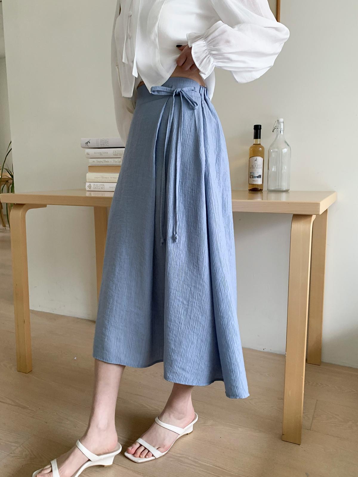 ♡ 仙 氣 蝴 蝶 結 傘 裙 。