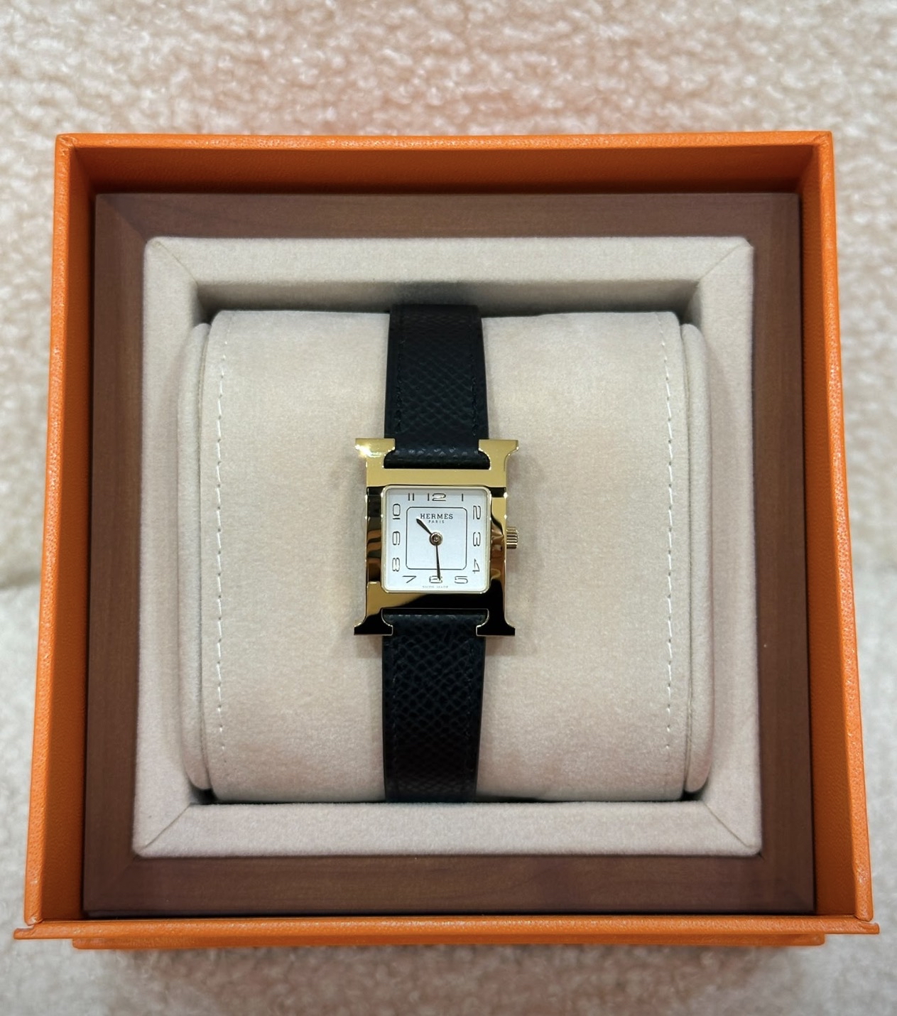 配貨價出手錶‼️Heure H Watch 25mm 黑金 Full Set