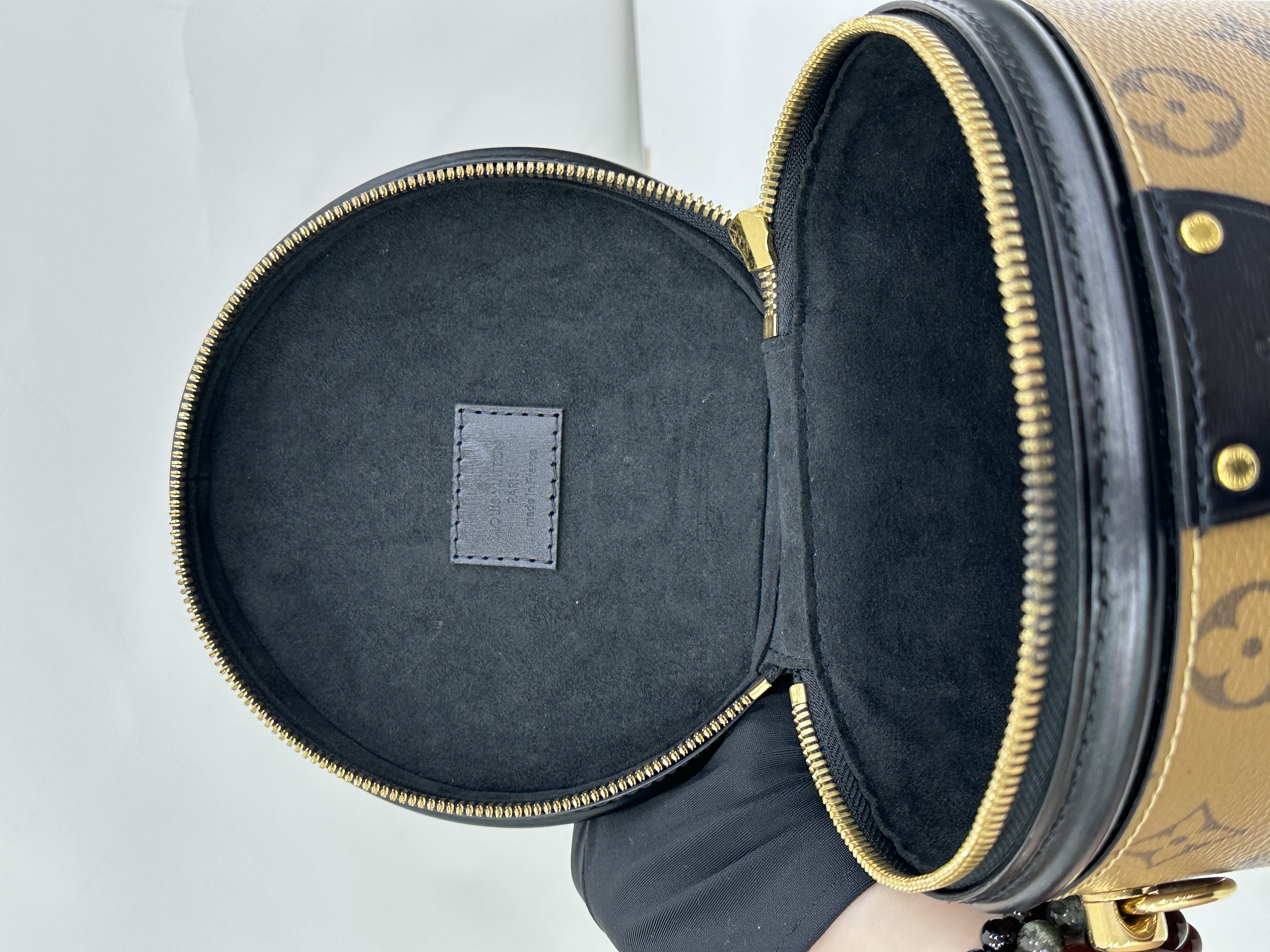 直播貨品 |  [1個-$100 2個-$300］GG05