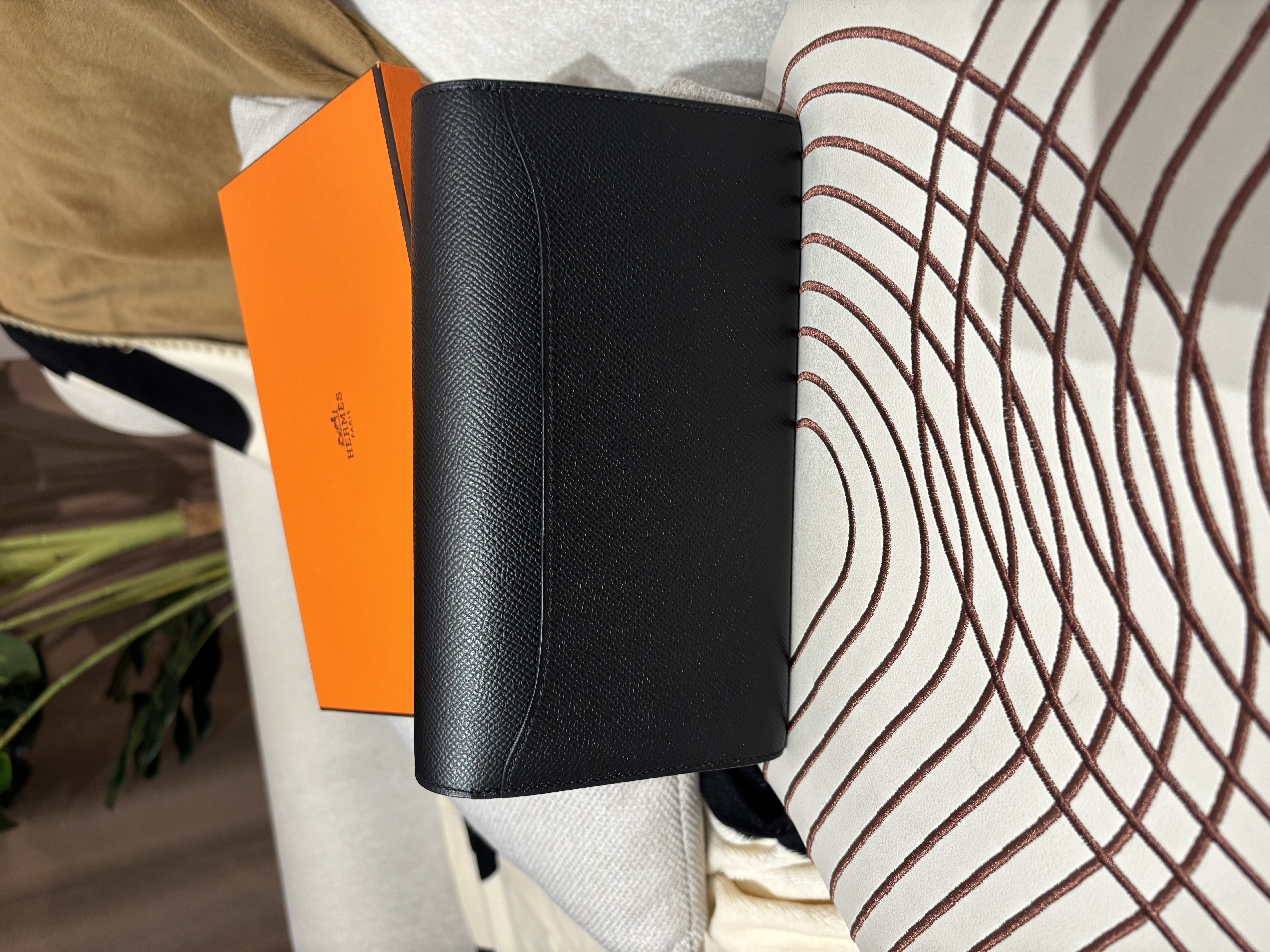 Hermes Constance wallet STAMP D ,黑色牛皮金扣 100%Authentic,95%new✅box 