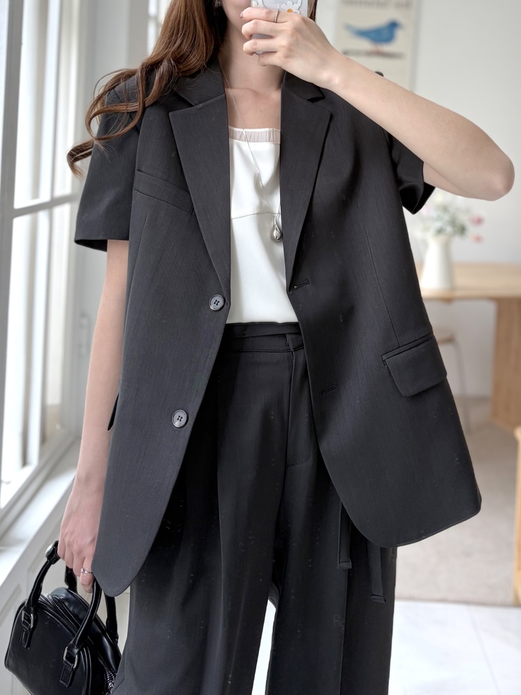 Aveline Relaxed Fit Blazer (Charcoal)