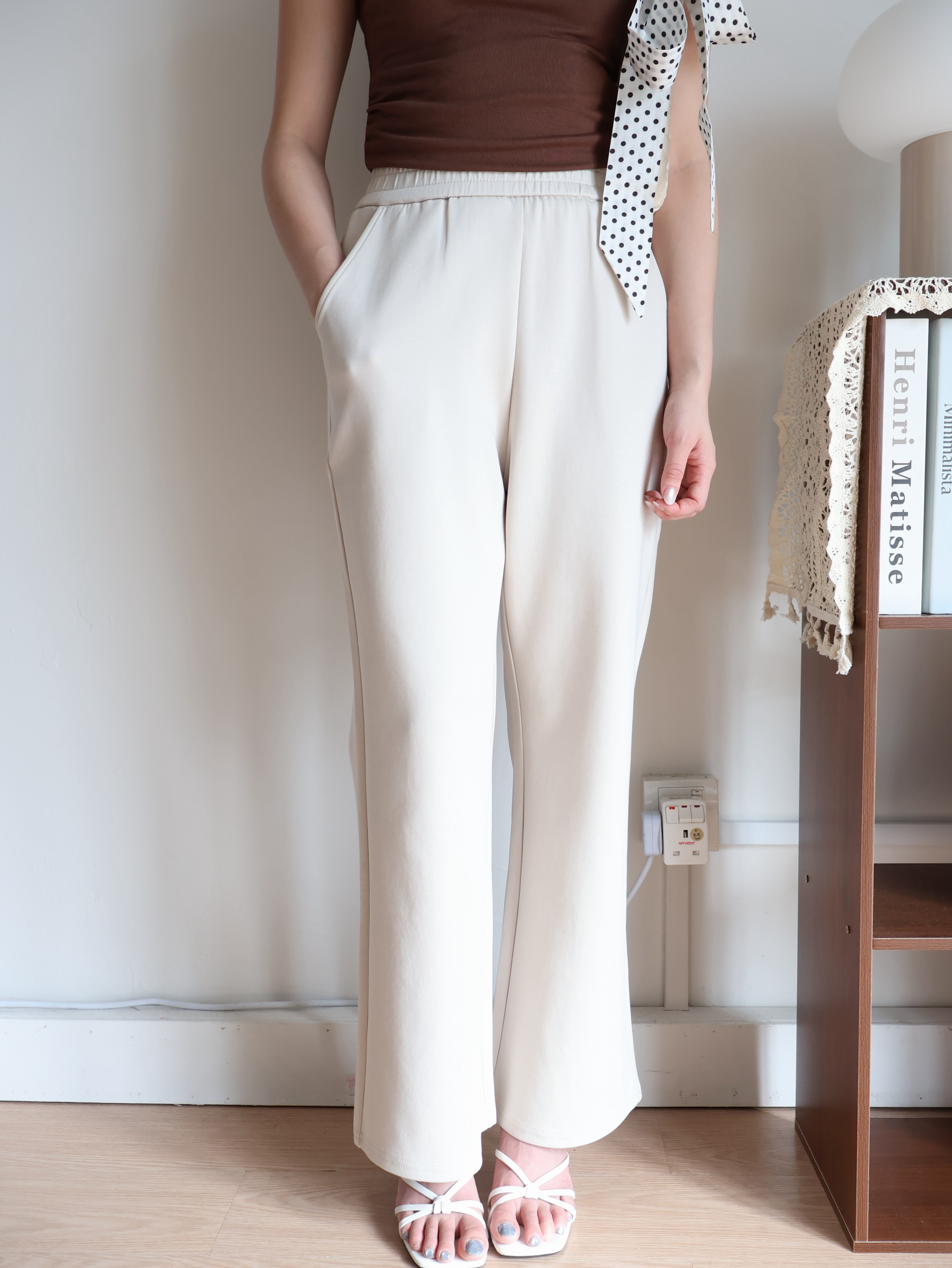 Jovy Straight Leg Pants | Cream