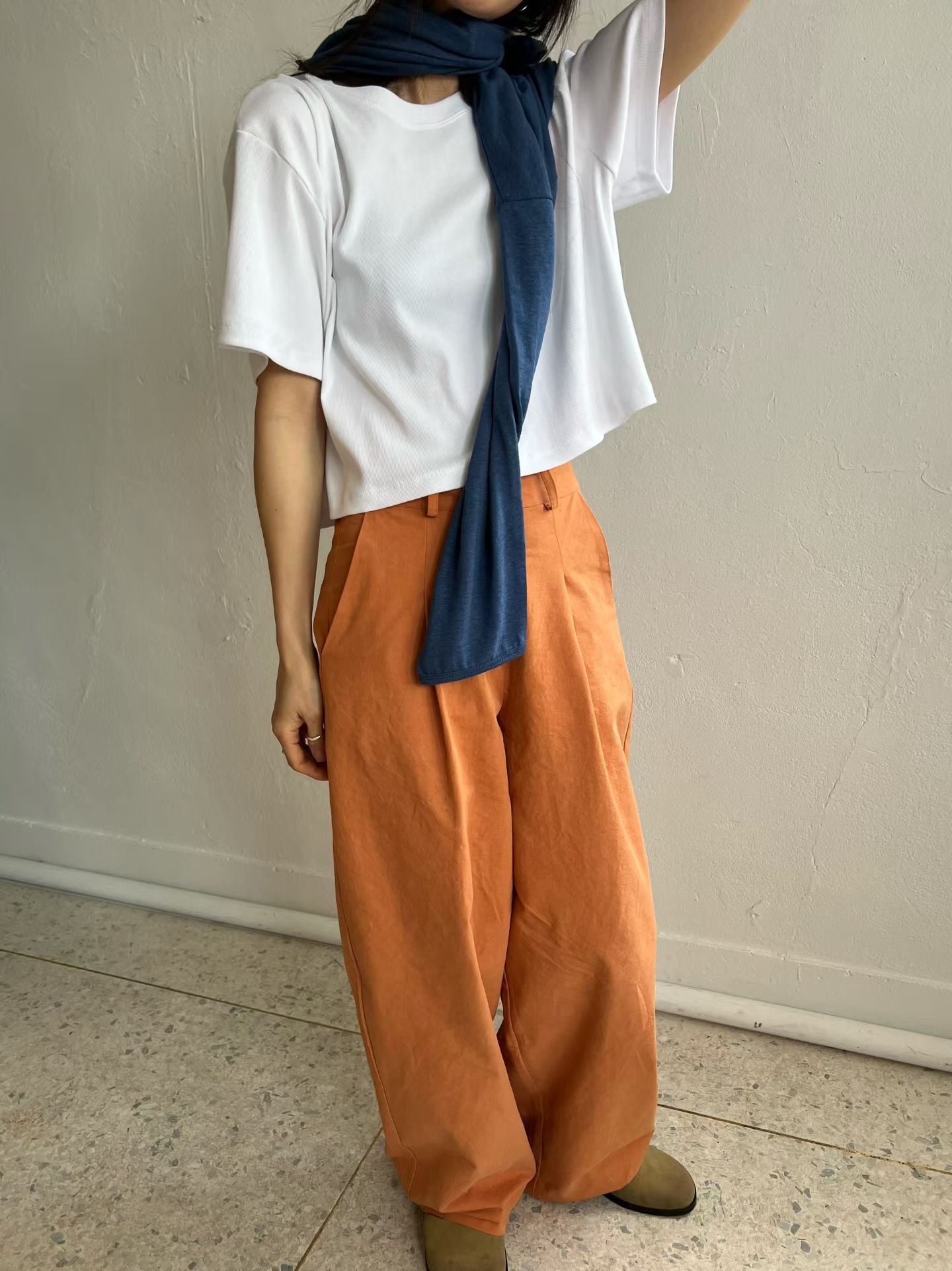 221310 淨色短Tee