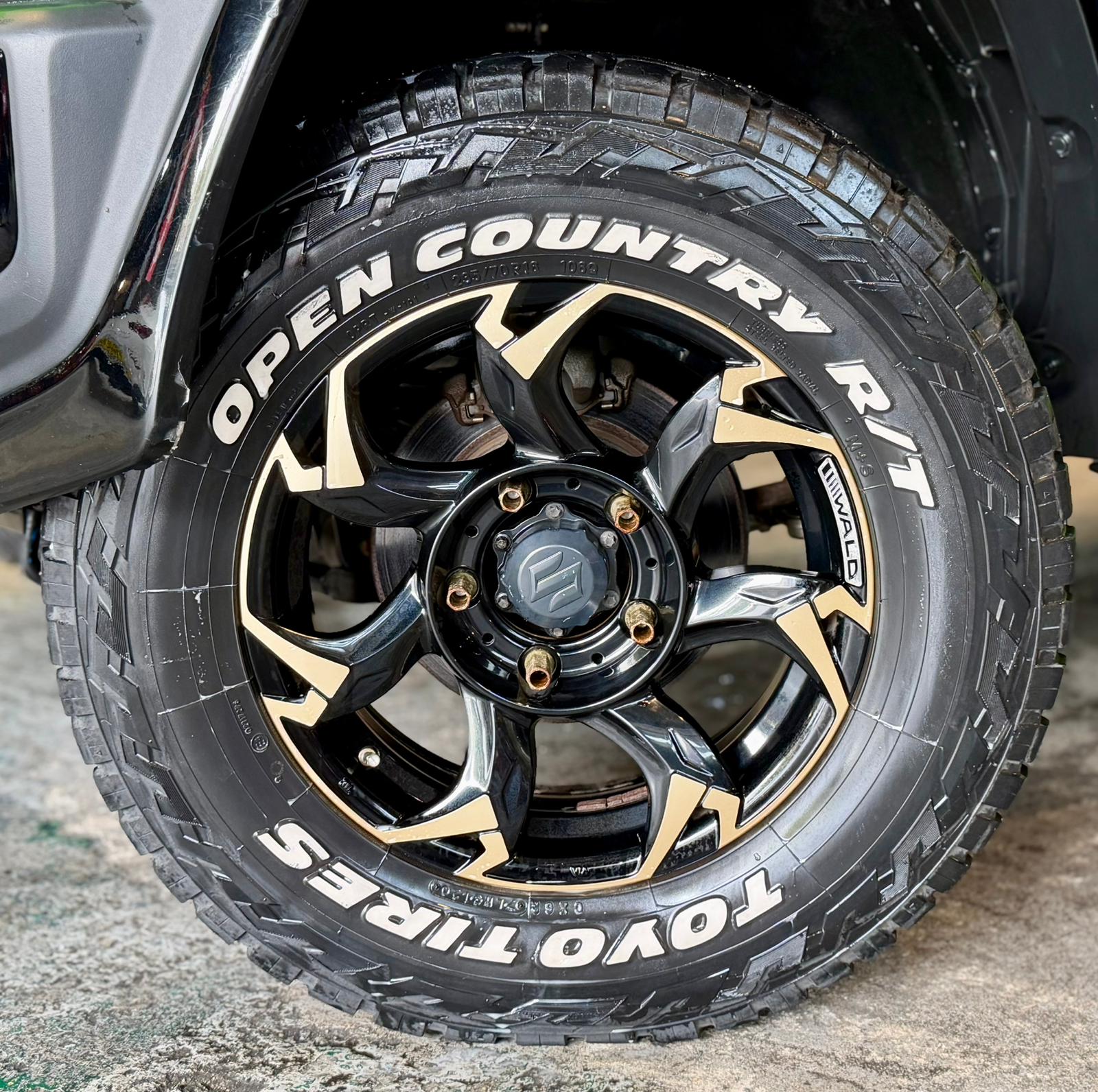 Suzuki JIMNY 1.5 4WD 5MT 2019