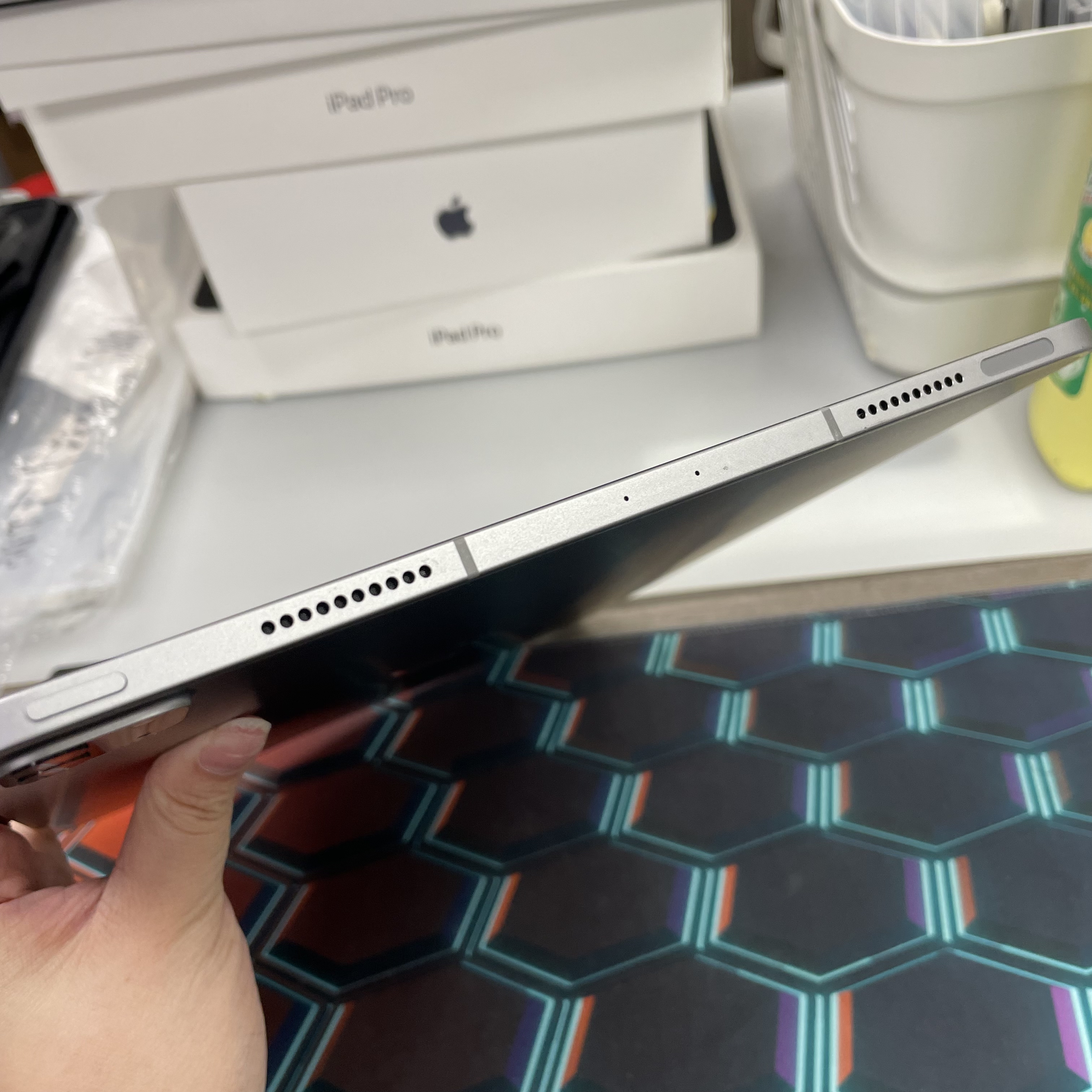 *7748100AB iPad Pro 6 12.9吋 M2 勁靚機 256GB 插卡版灰色 gray
