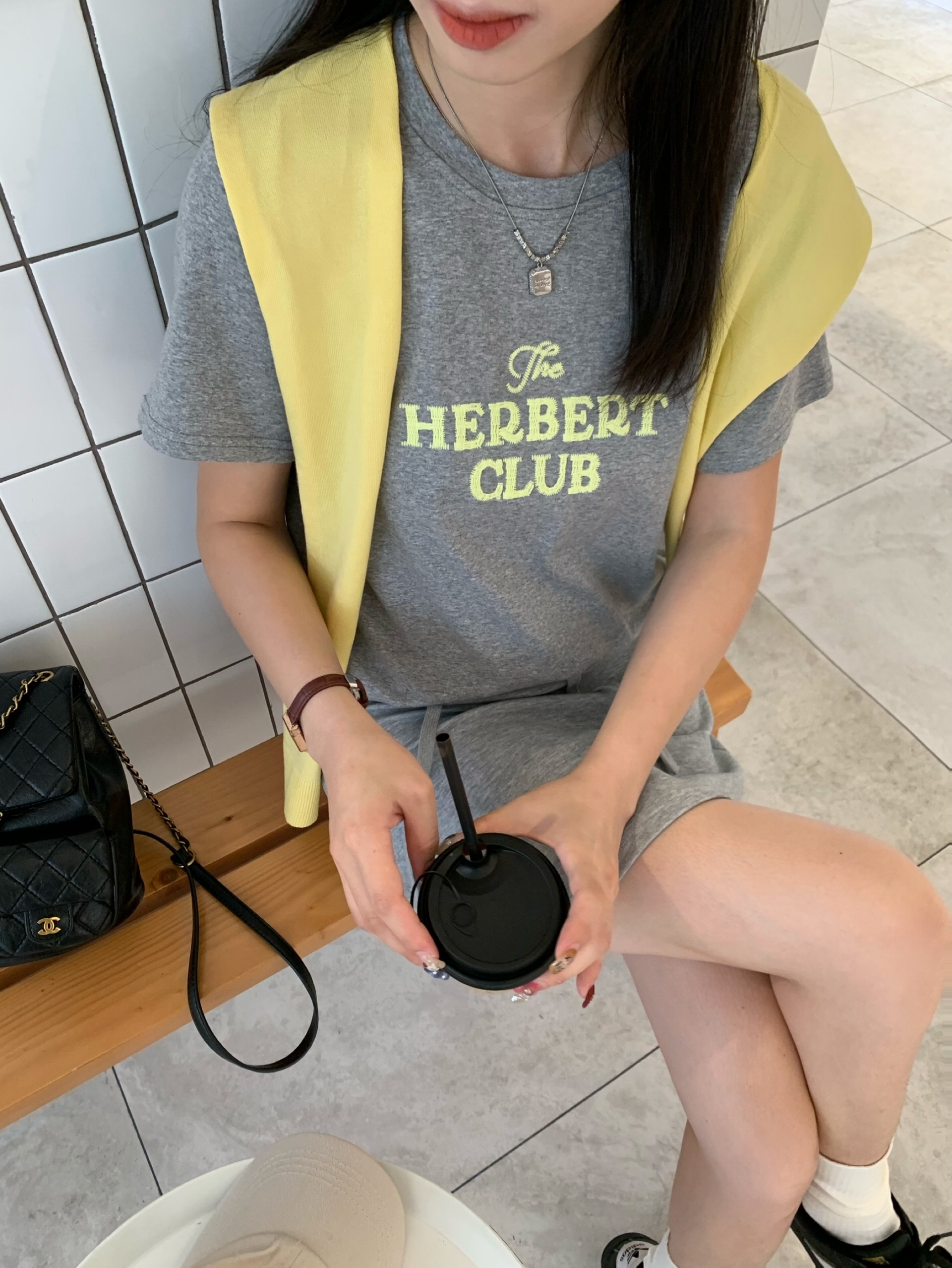 The Herbert Club Letter Embroidery Top+Shawl+Skirt Sets 撞色刺绣字母休闲 3 件套 （3 colours）