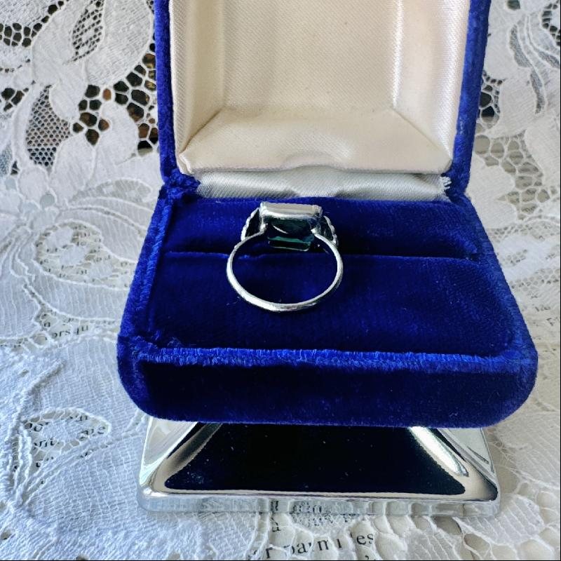 European Mid-Century Art Deco Style Faceted Emerald Glass SIlver Tone Ring - HK ring size 10 （AX145）