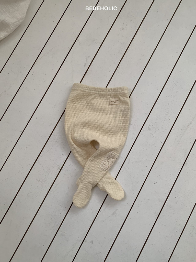 🌸預訂 韓國直送🌸🇰🇷BEBEHOLIC三色蕾絲提花包腳褲