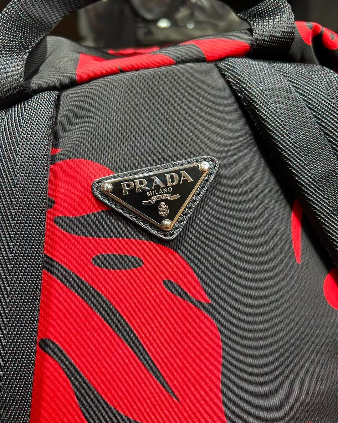 Prada Backpack nylon  100%Authentic, 95%New✅Dust bag