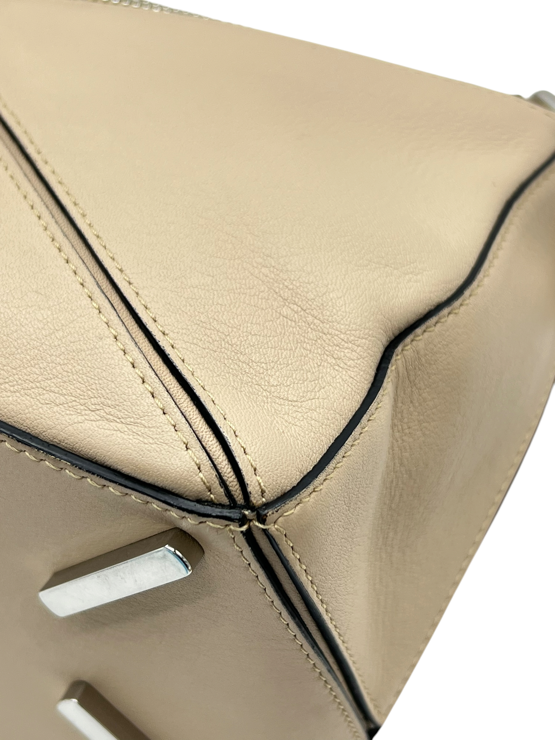 Pre-Owned LOEWE Puzzle Bag / Product Code: 26052907